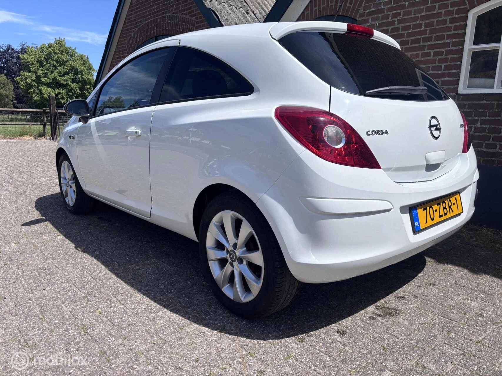 Hoofdafbeelding Opel Corsa
