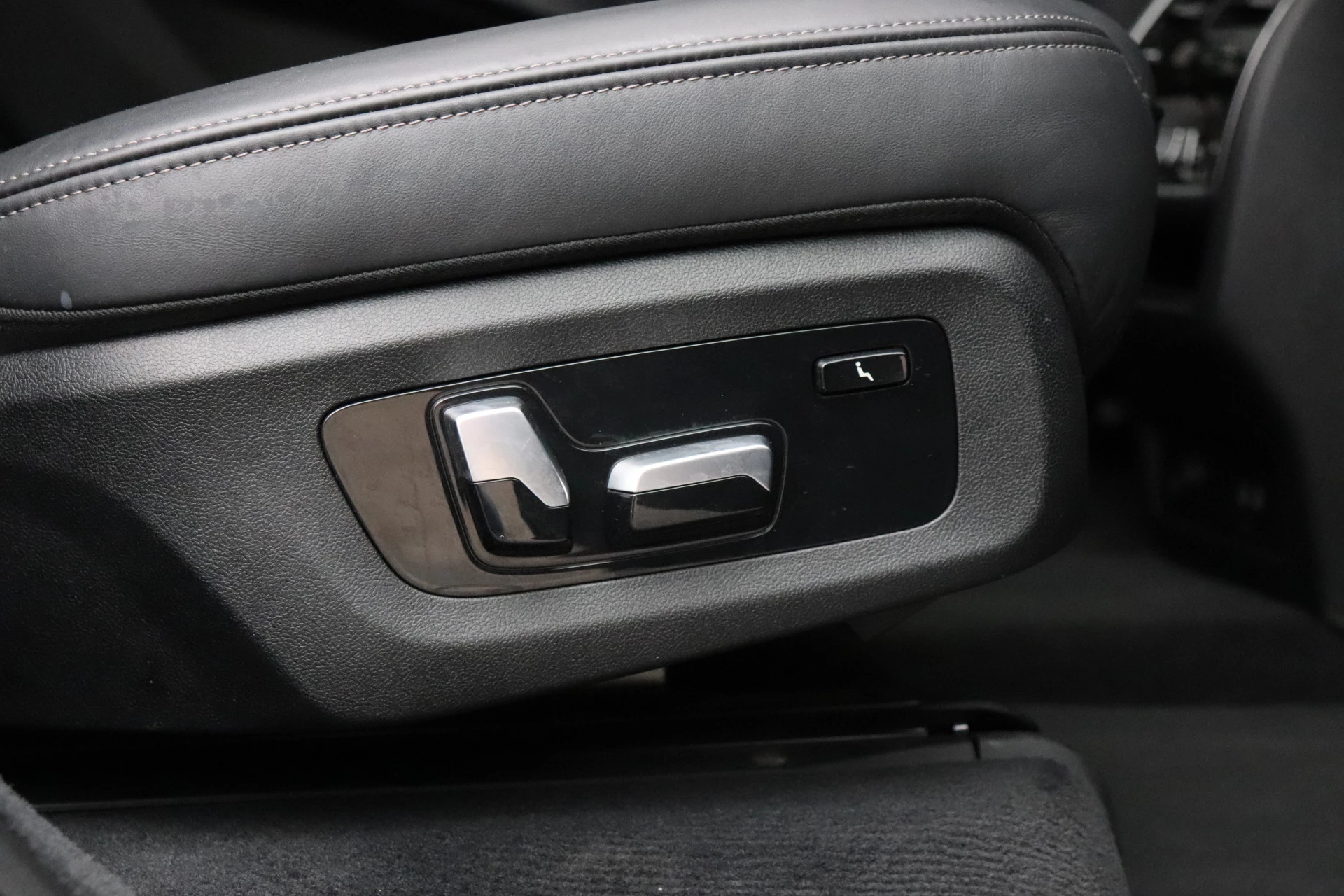 Hoofdafbeelding BMW X7