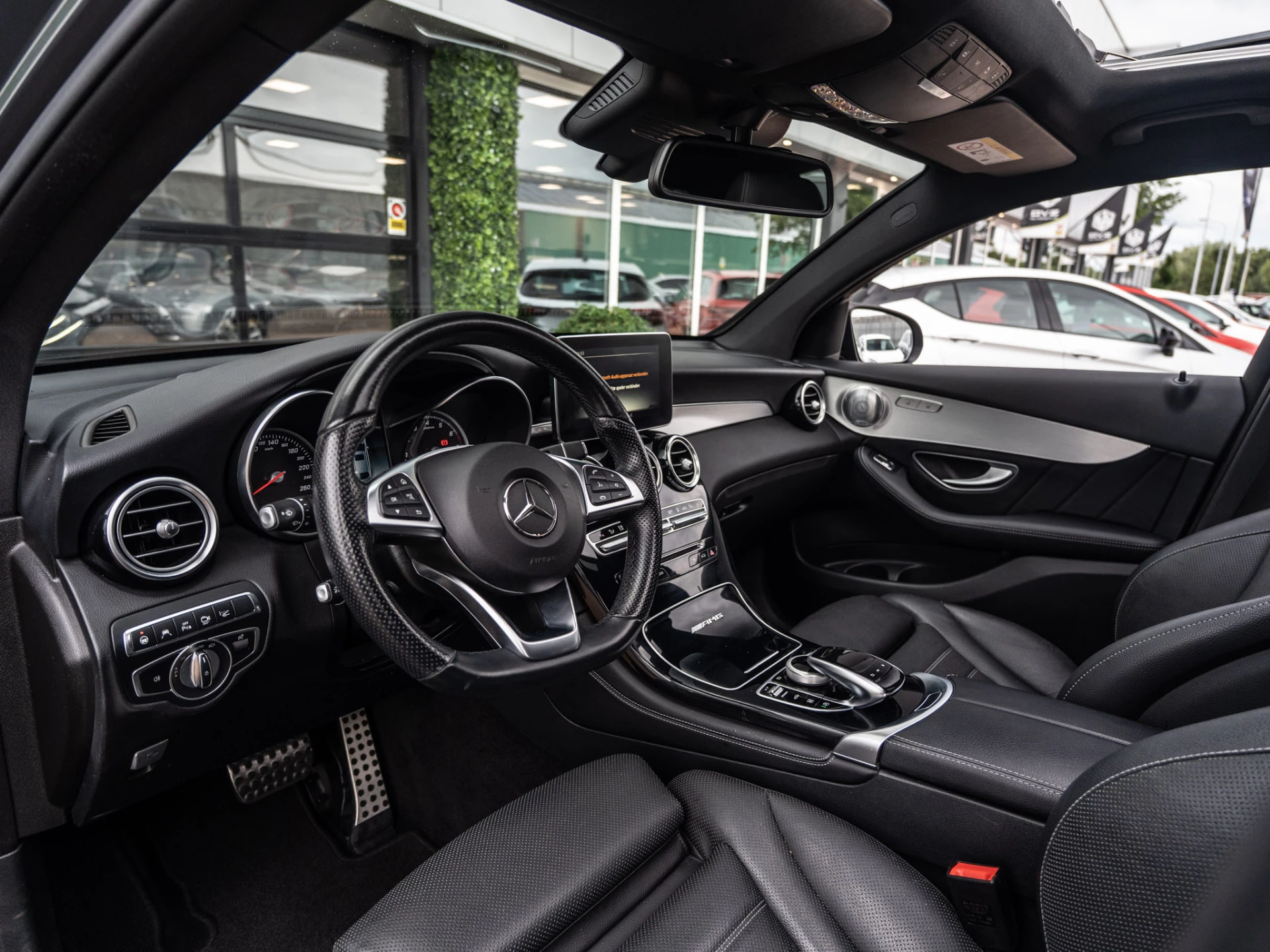 Hoofdafbeelding Mercedes-Benz GLC