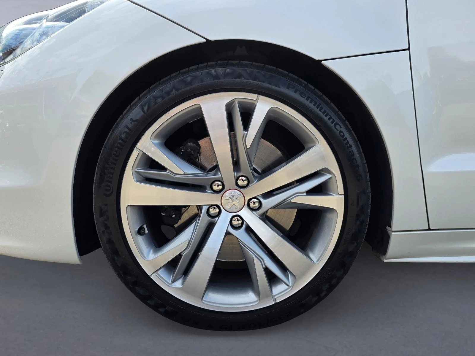 Hoofdafbeelding Peugeot RCZ