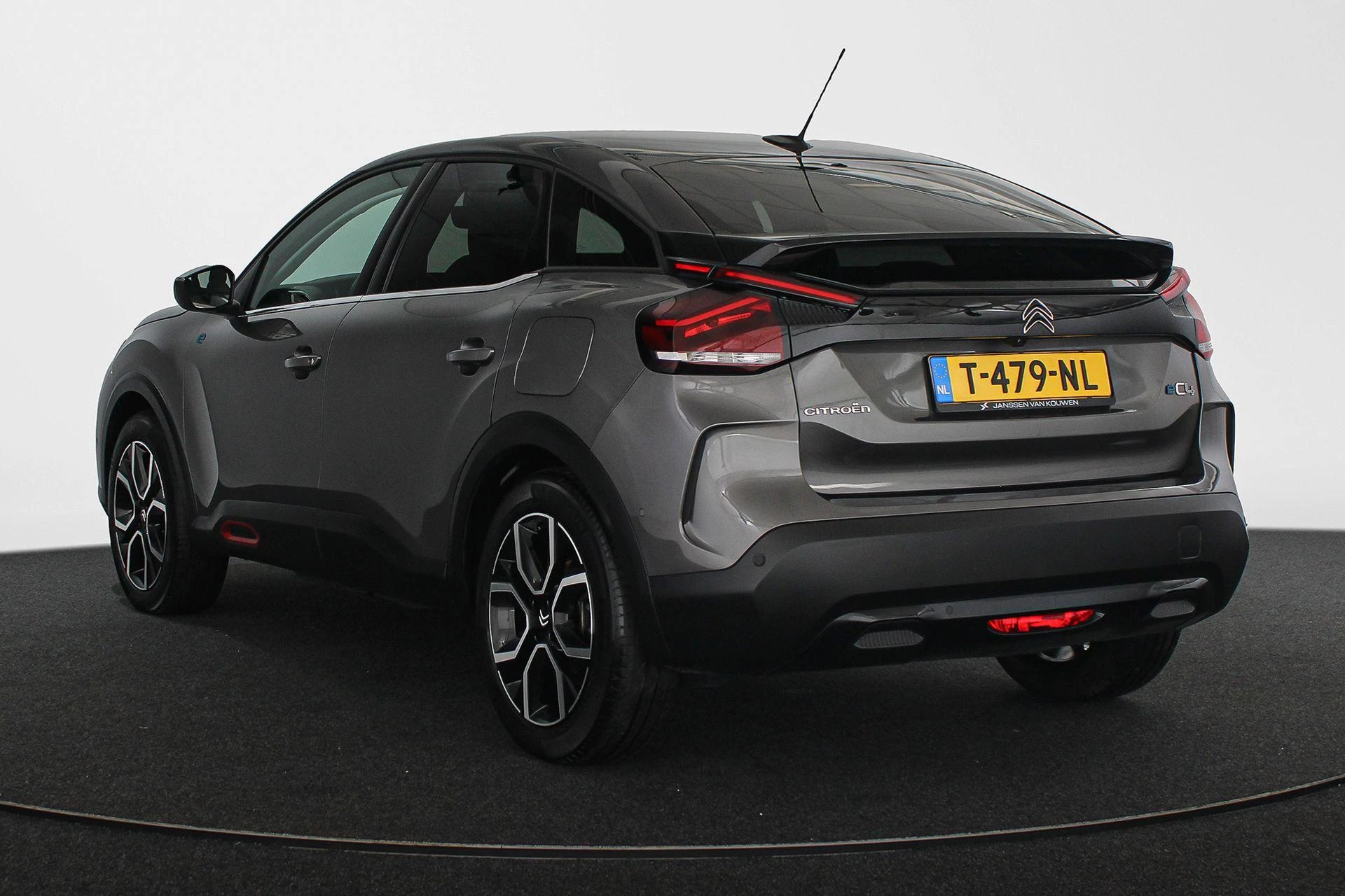 Hoofdafbeelding Citroën ë-C4