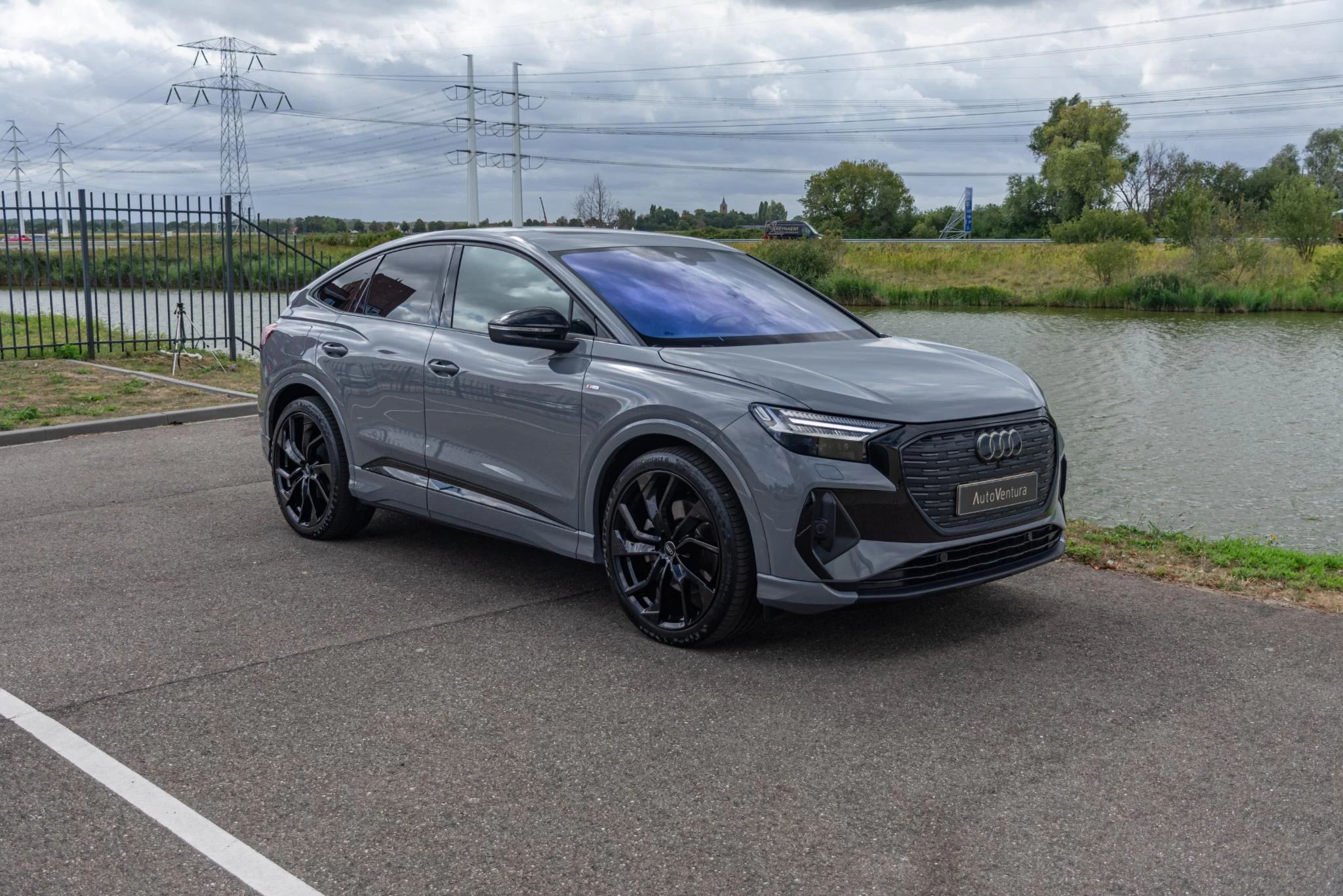 Hoofdafbeelding Audi Q4 e-tron