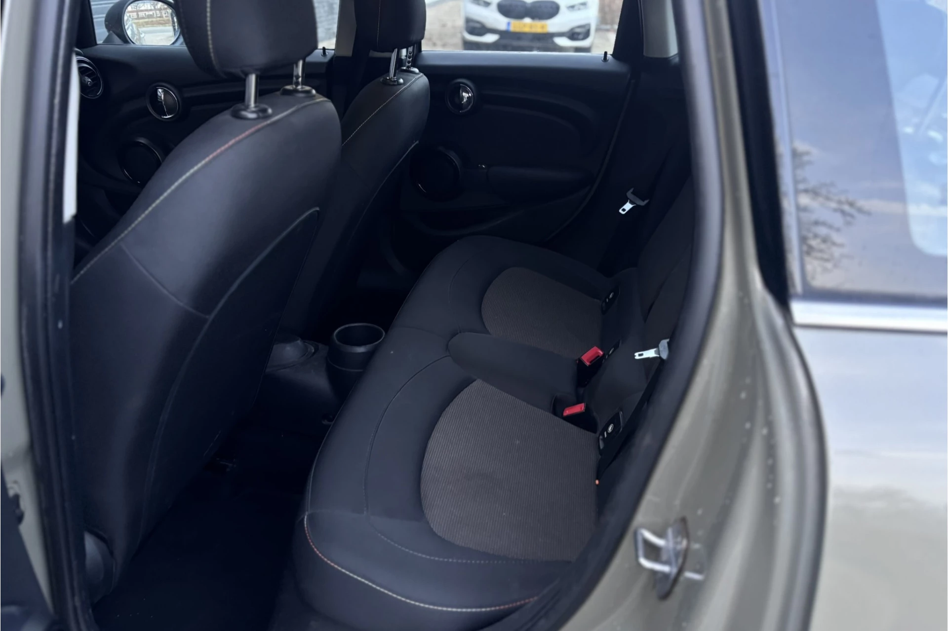 Hoofdafbeelding MINI One