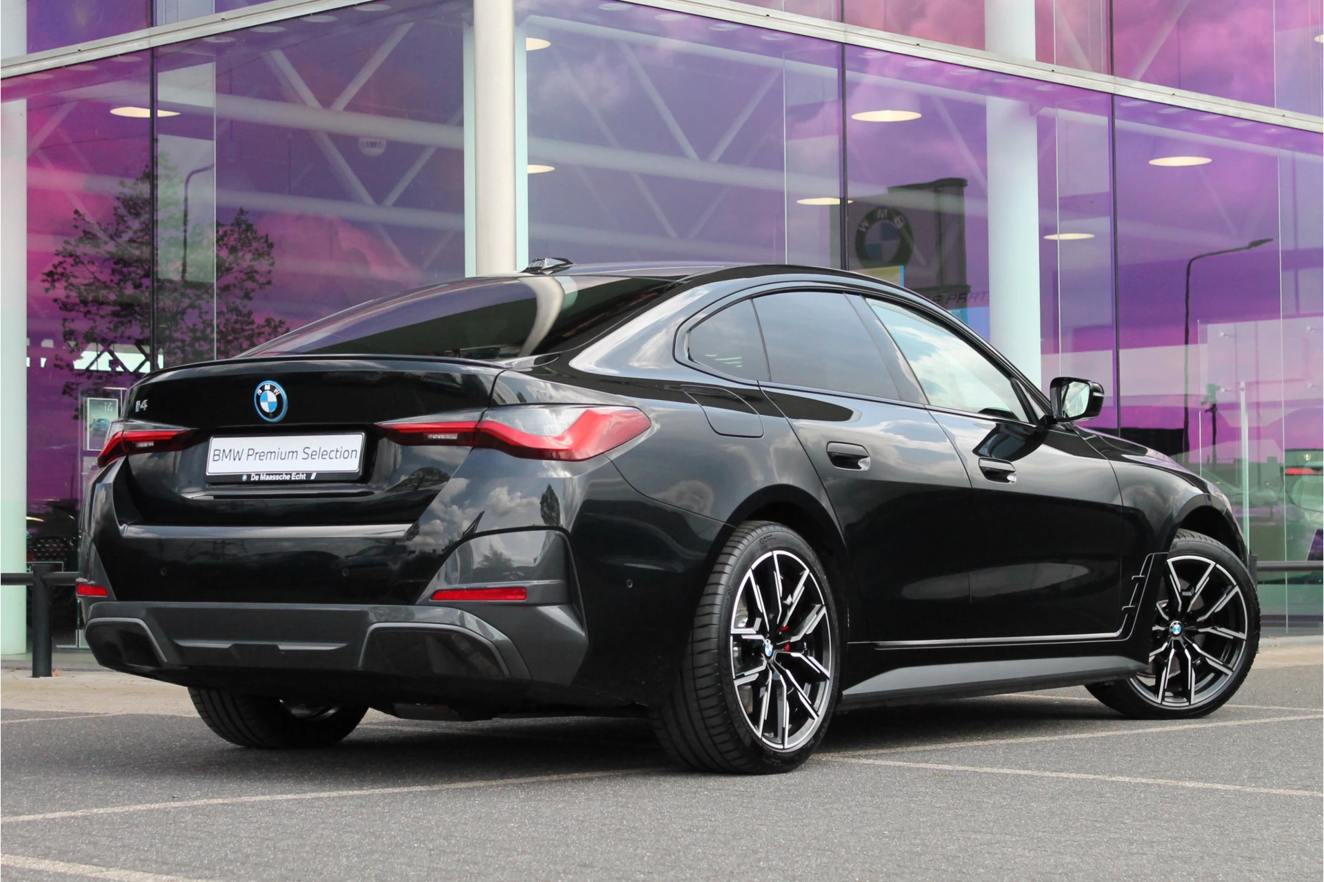 Hoofdafbeelding BMW i4