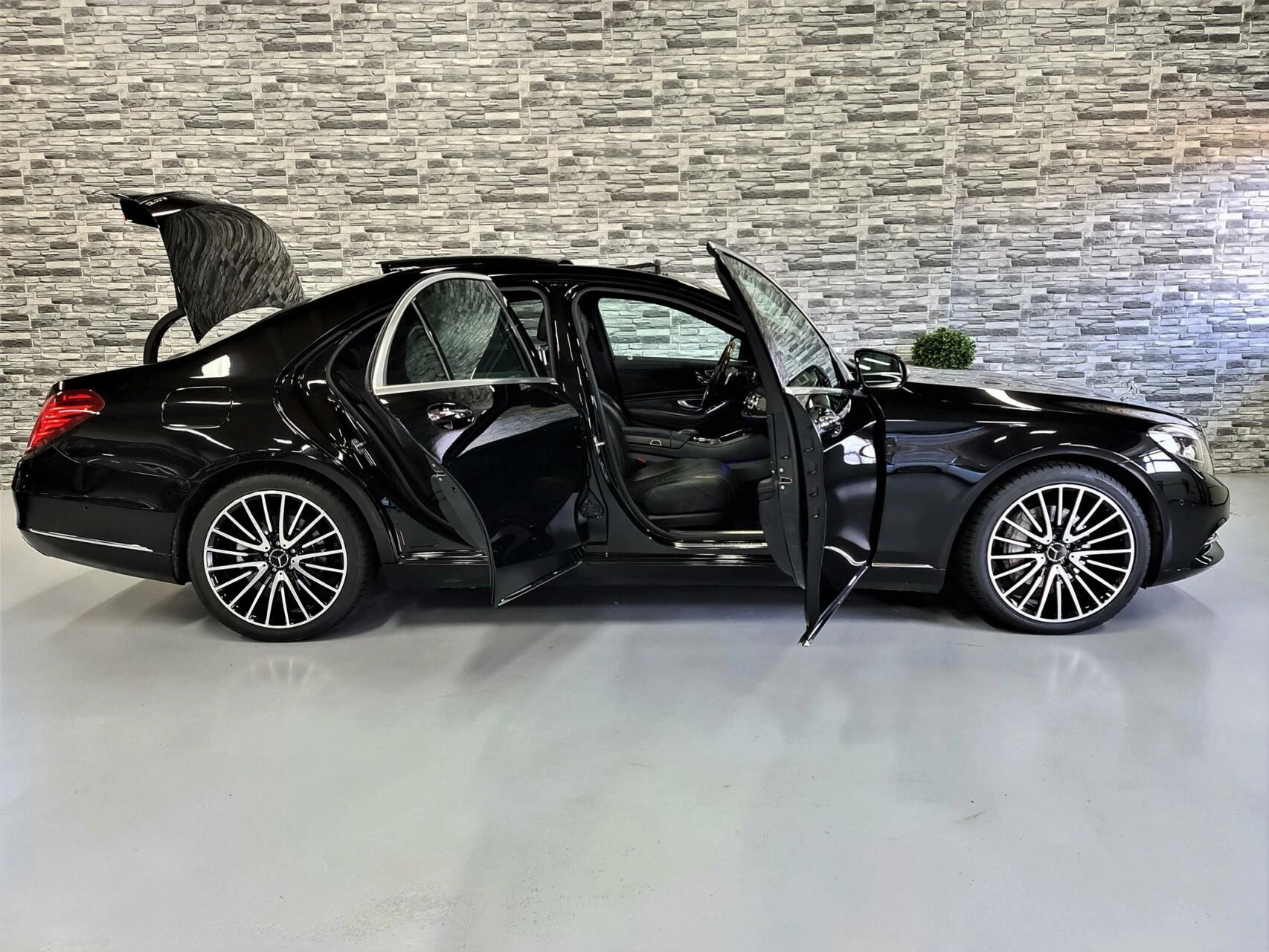 Hoofdafbeelding Mercedes-Benz S-Klasse