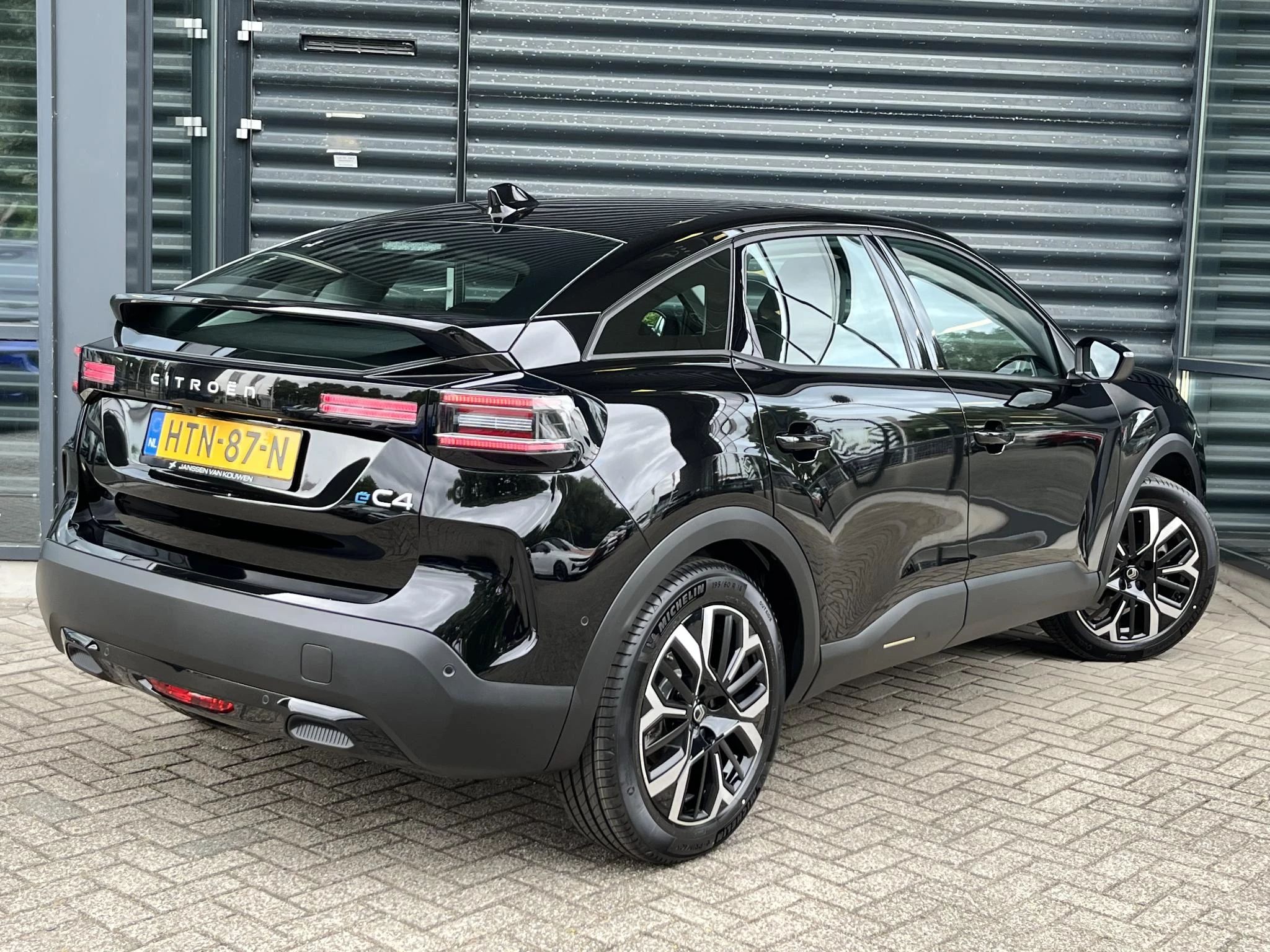 Hoofdafbeelding Citroën ë-C4