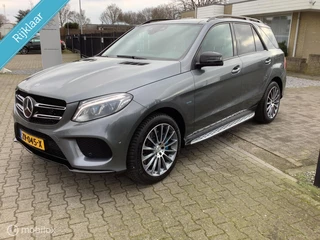 Hoofdafbeelding Mercedes-Benz GLE Mercedes GLE-klasse 500 e 4MATIC AMG Distronic Panorama Memory seats Dealer onderhouden etc.etc.