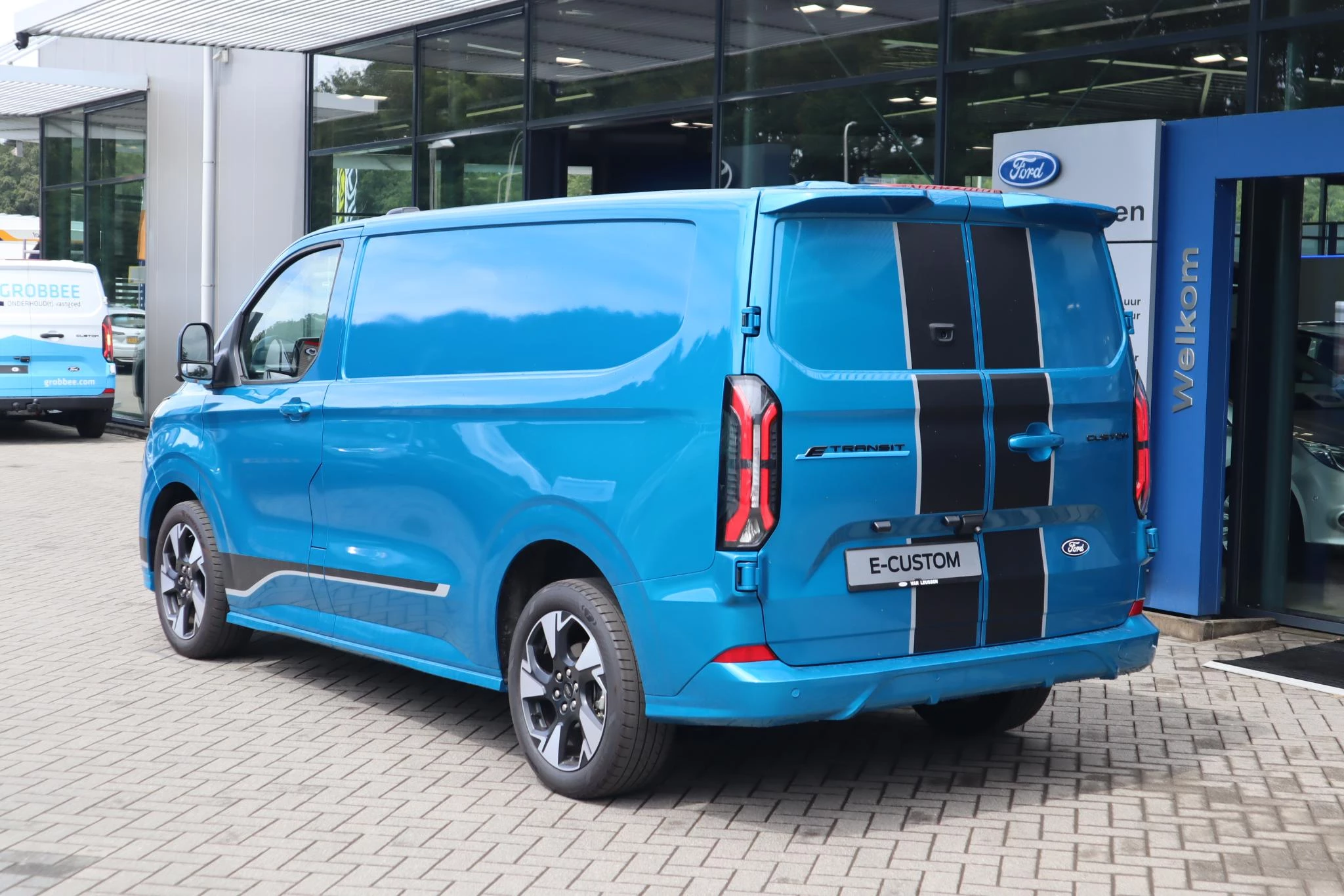 Hoofdafbeelding Ford E-Transit Custom