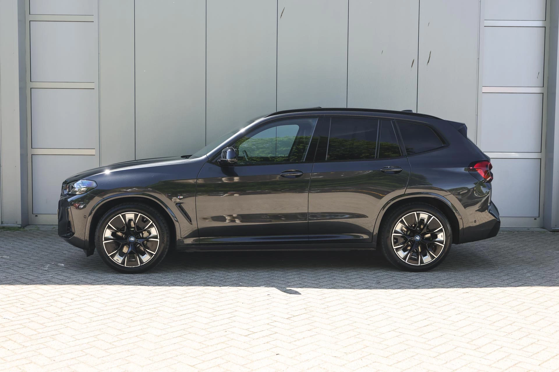 Hoofdafbeelding BMW iX3