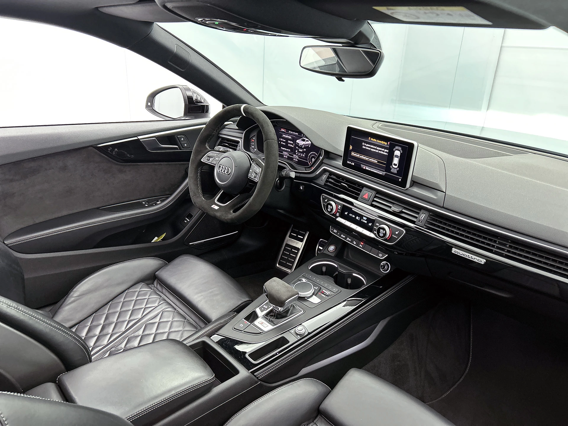 Hoofdafbeelding Audi S5
