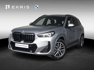 BMW X1 xDrive30e | M Sportpakket | Innovation Pack | Travel Pack | Glazen panoramadak | Driving Assistent Professional | Harman Kardon | Head Up Display | Trekhaak