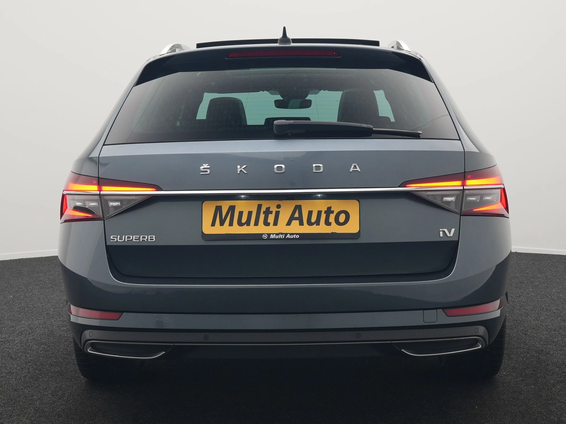 Hoofdafbeelding Škoda Superb