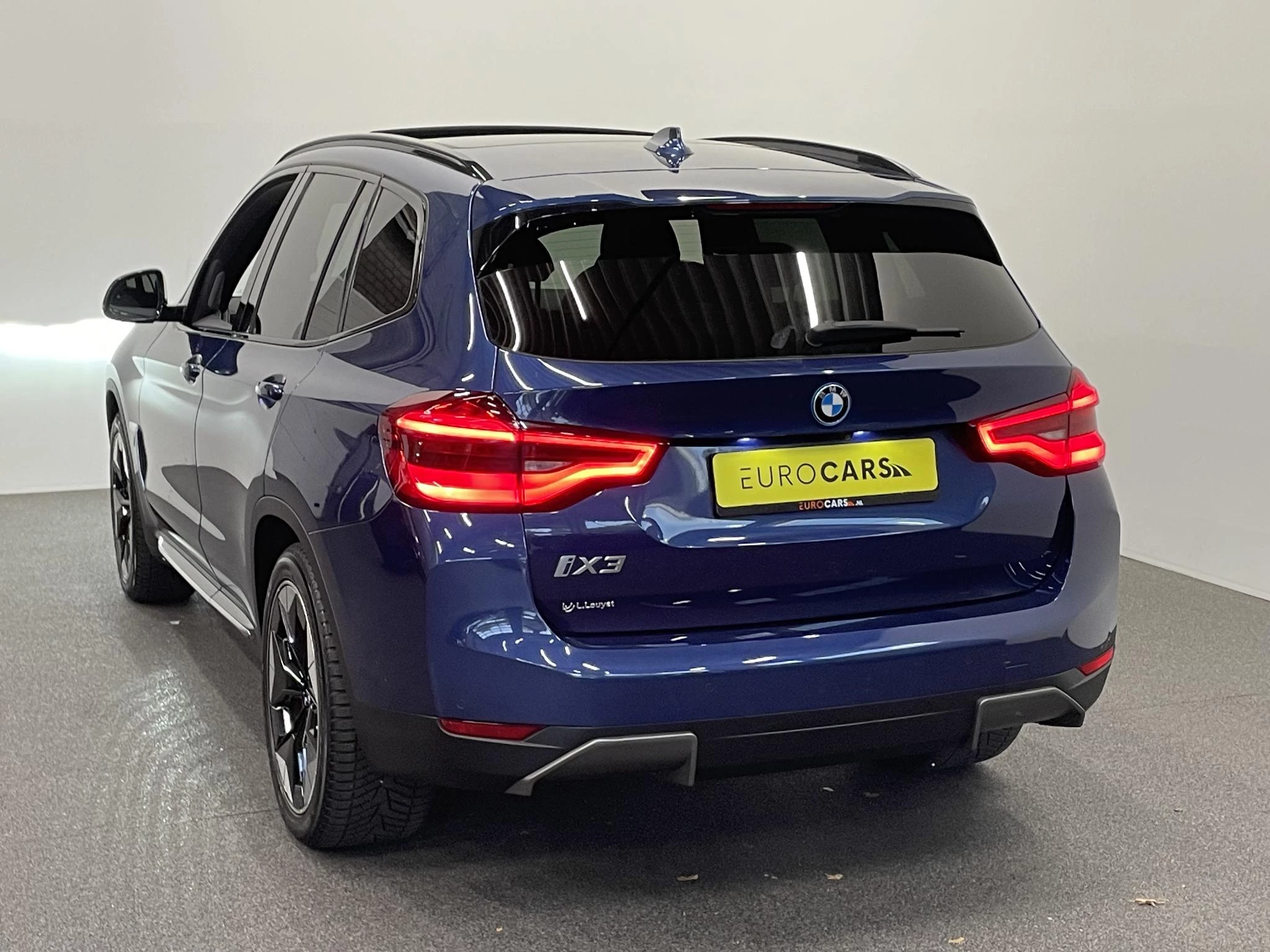 Hoofdafbeelding BMW iX3