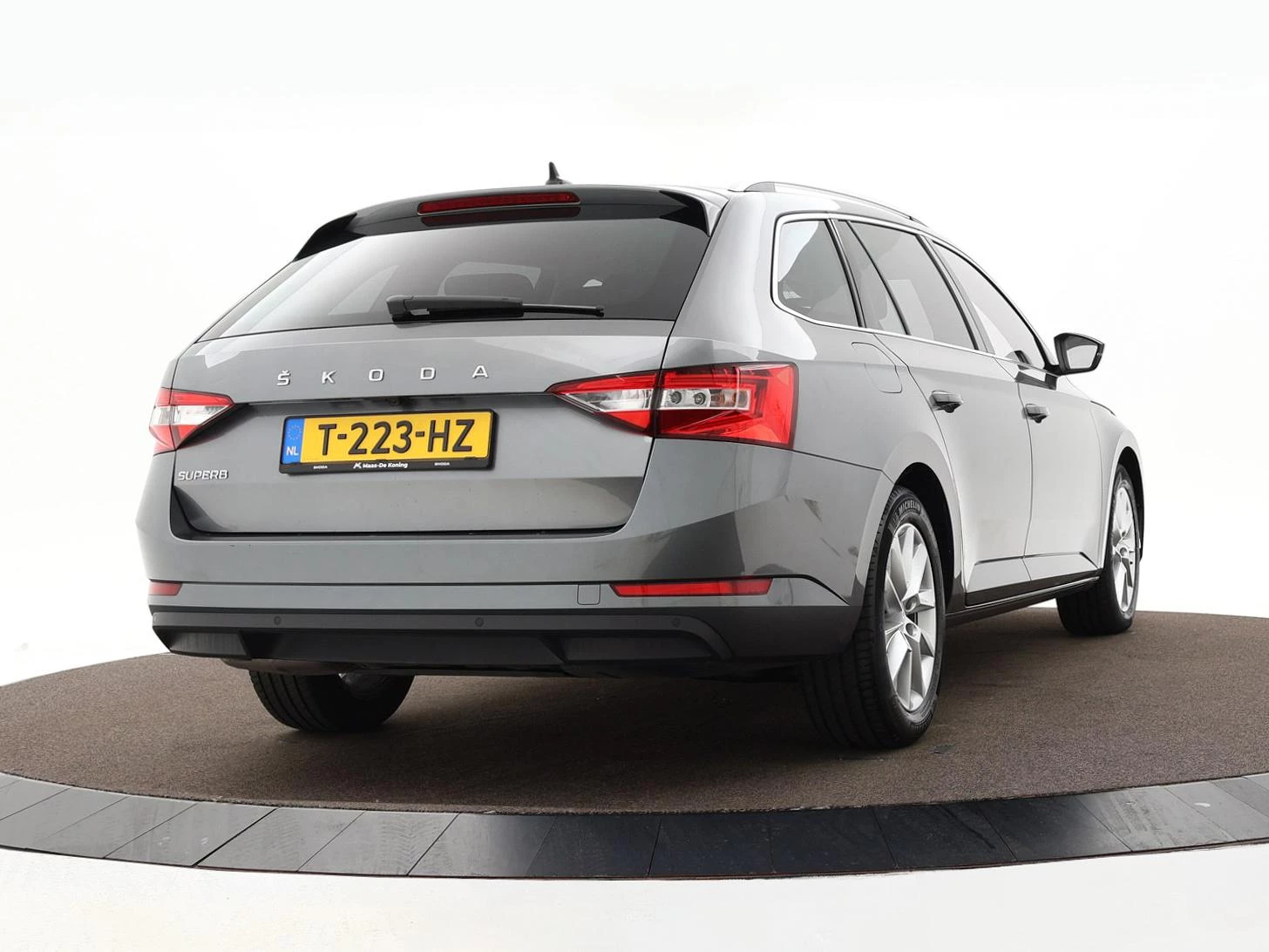 Hoofdafbeelding Škoda Superb