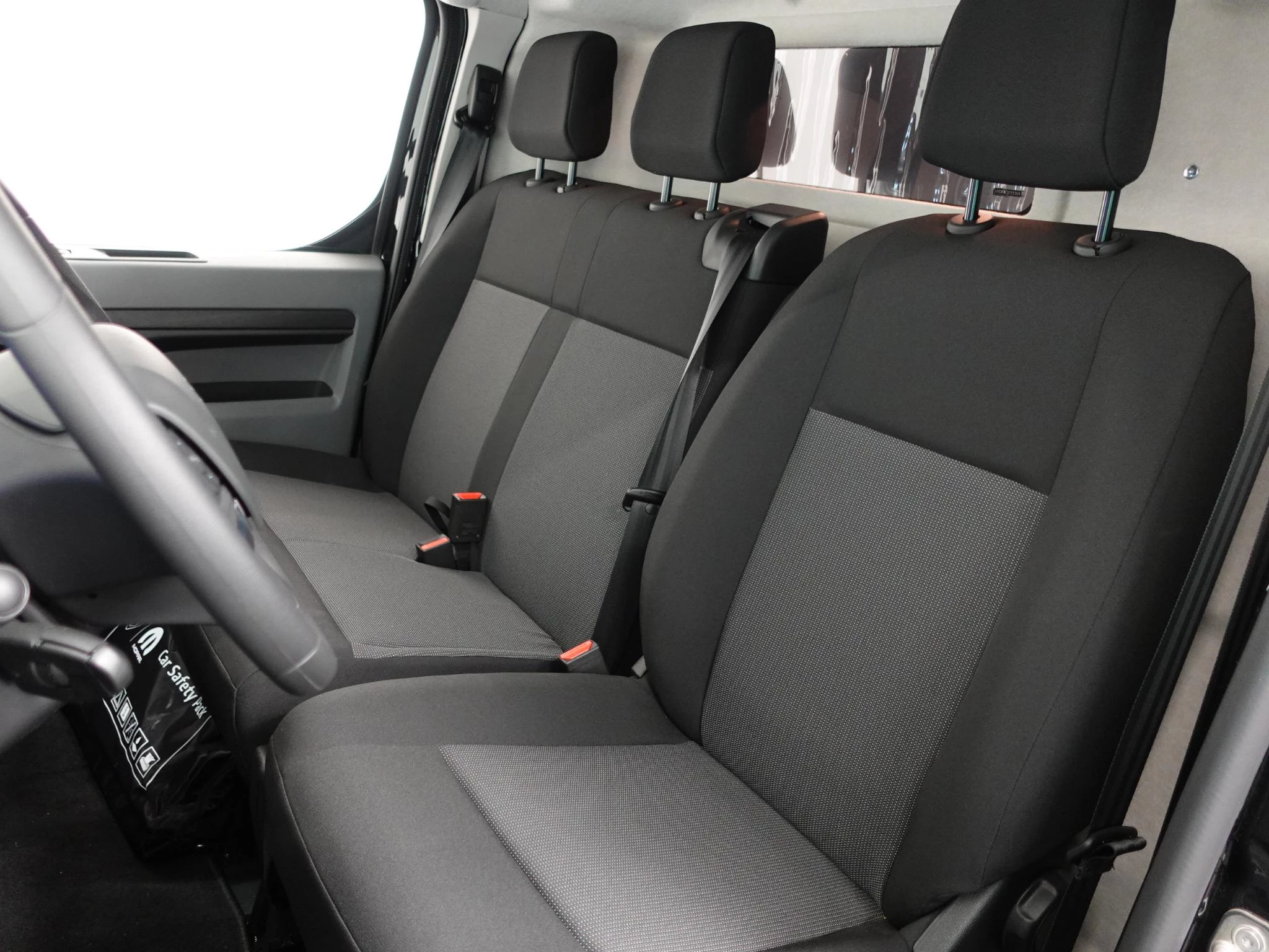 Hoofdafbeelding Peugeot e-Expert