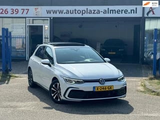 Volkswagen GOLF 1.5 TSI R-Line Pano Carplay Sfeerverlichting Head-up IQ Stoelverwarming Navi Pdc