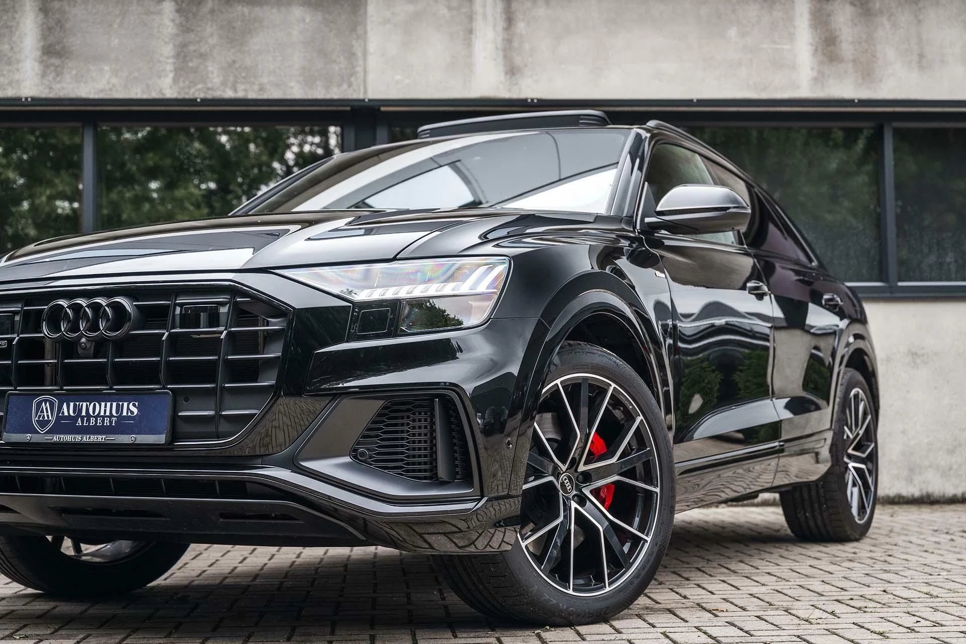 Hoofdafbeelding Audi Q8