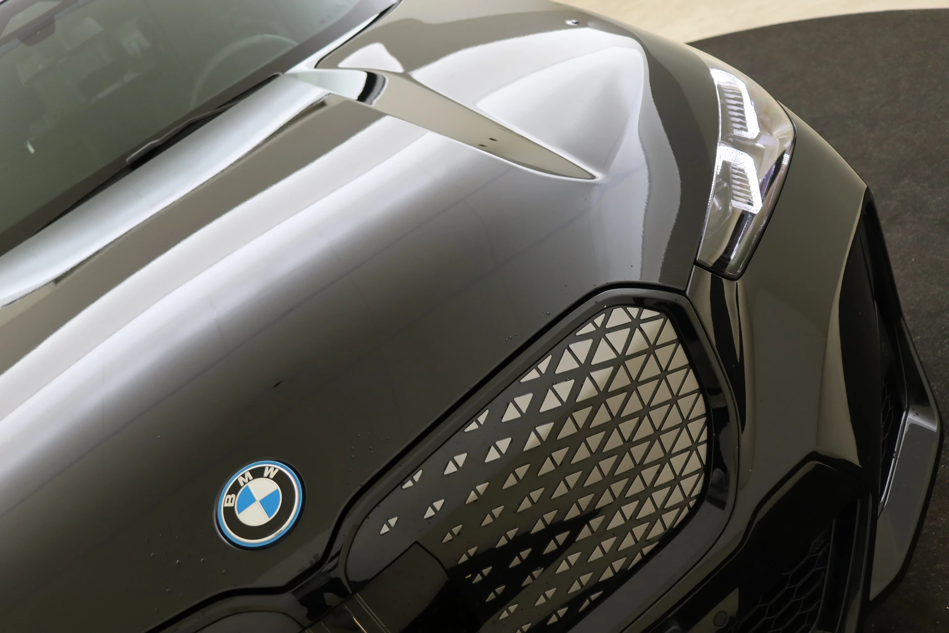 Hoofdafbeelding BMW iX1