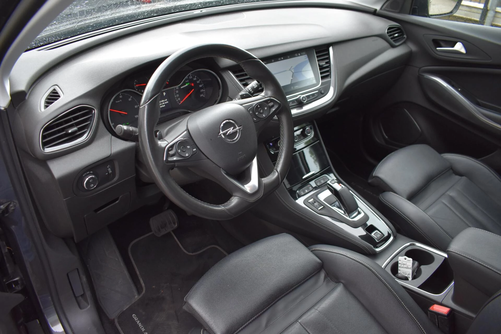 Hoofdafbeelding Opel Grandland X