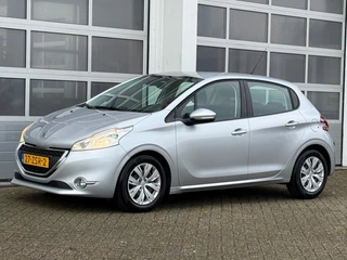 Peugeot 208 1.6 E-HDI 92PK 5-Drs Navi Clima Pdc NL-auto!