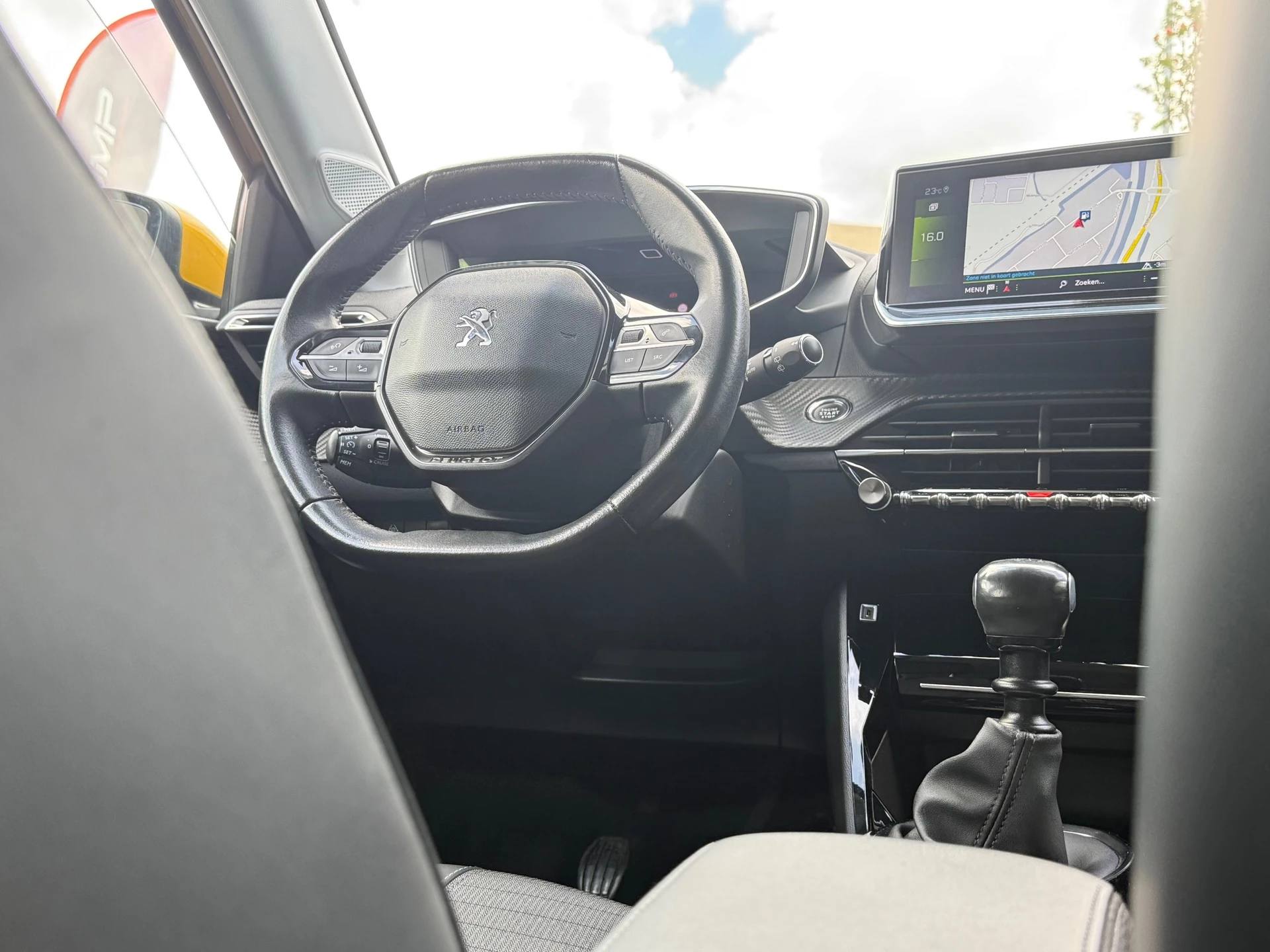 Hoofdafbeelding Peugeot 208