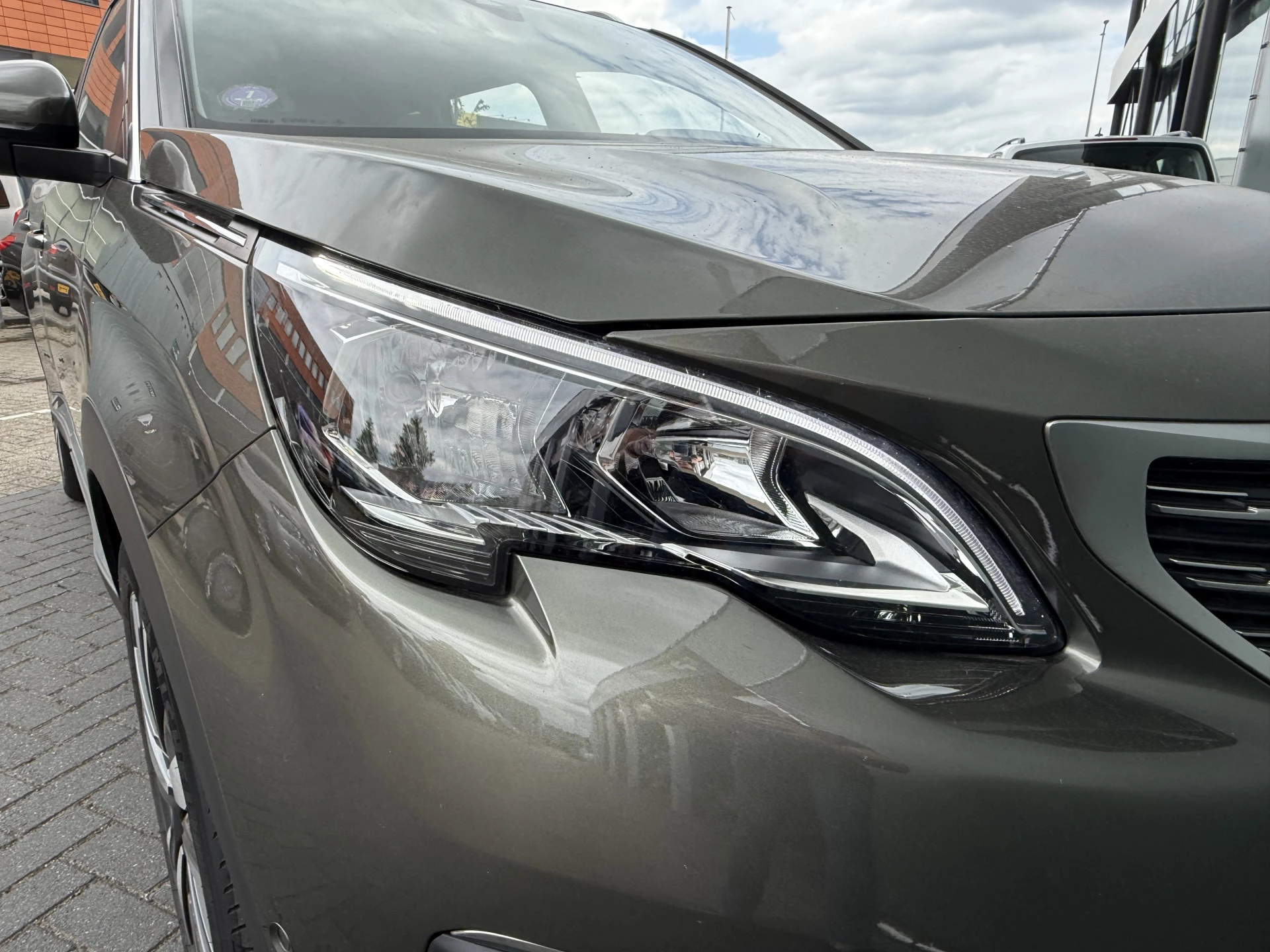 Hoofdafbeelding Peugeot 5008