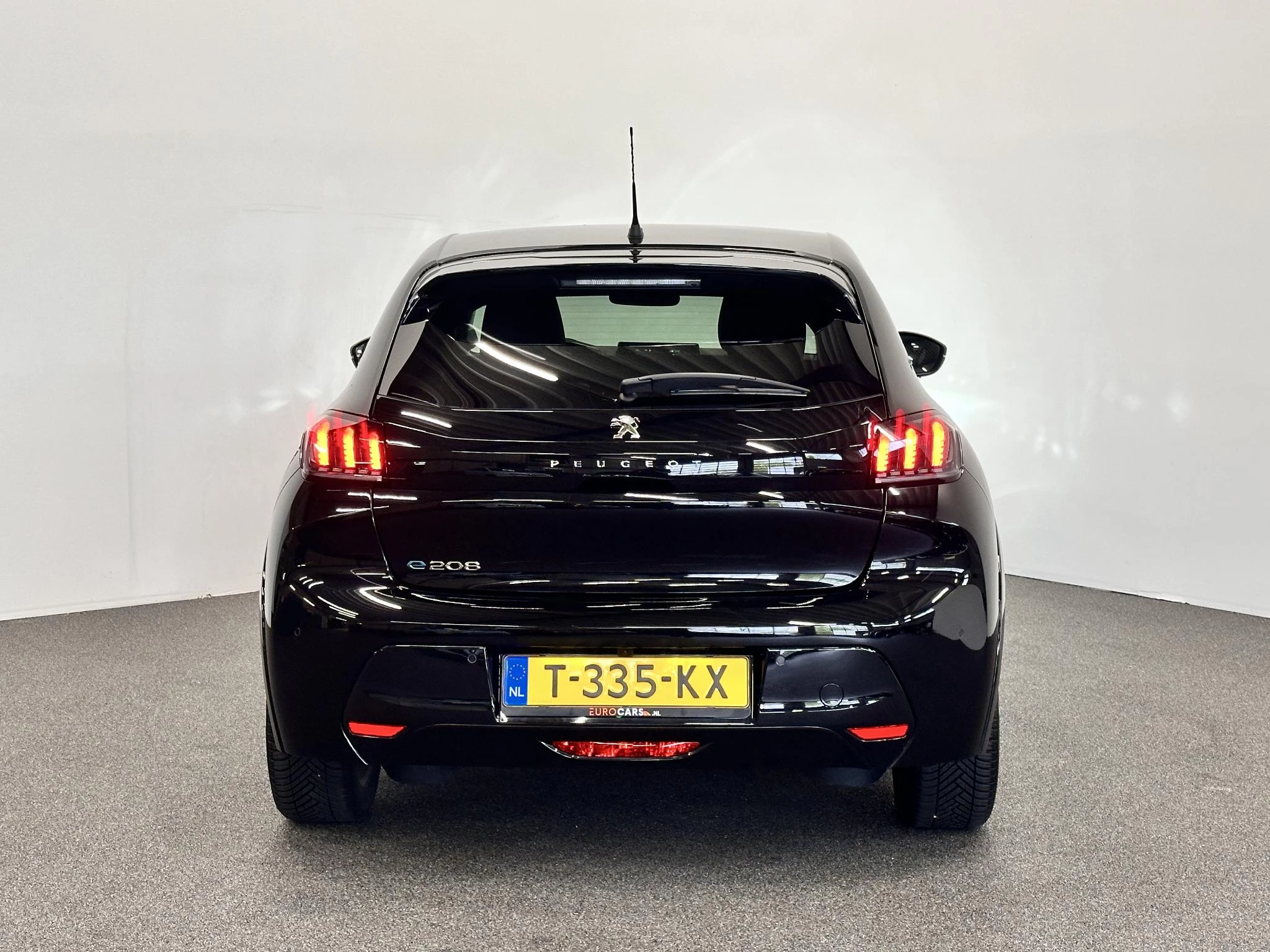 Hoofdafbeelding Peugeot e-208