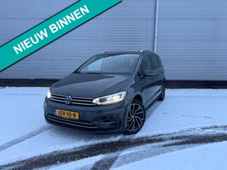 Hoofdafbeelding Volkswagen Touran Volkswagen TOURAN 1.5 TSI R-Line Exclusive 7p,afn.Trekhaak,Navigatie,parkeersensoren/Camera,stoelverwarming,