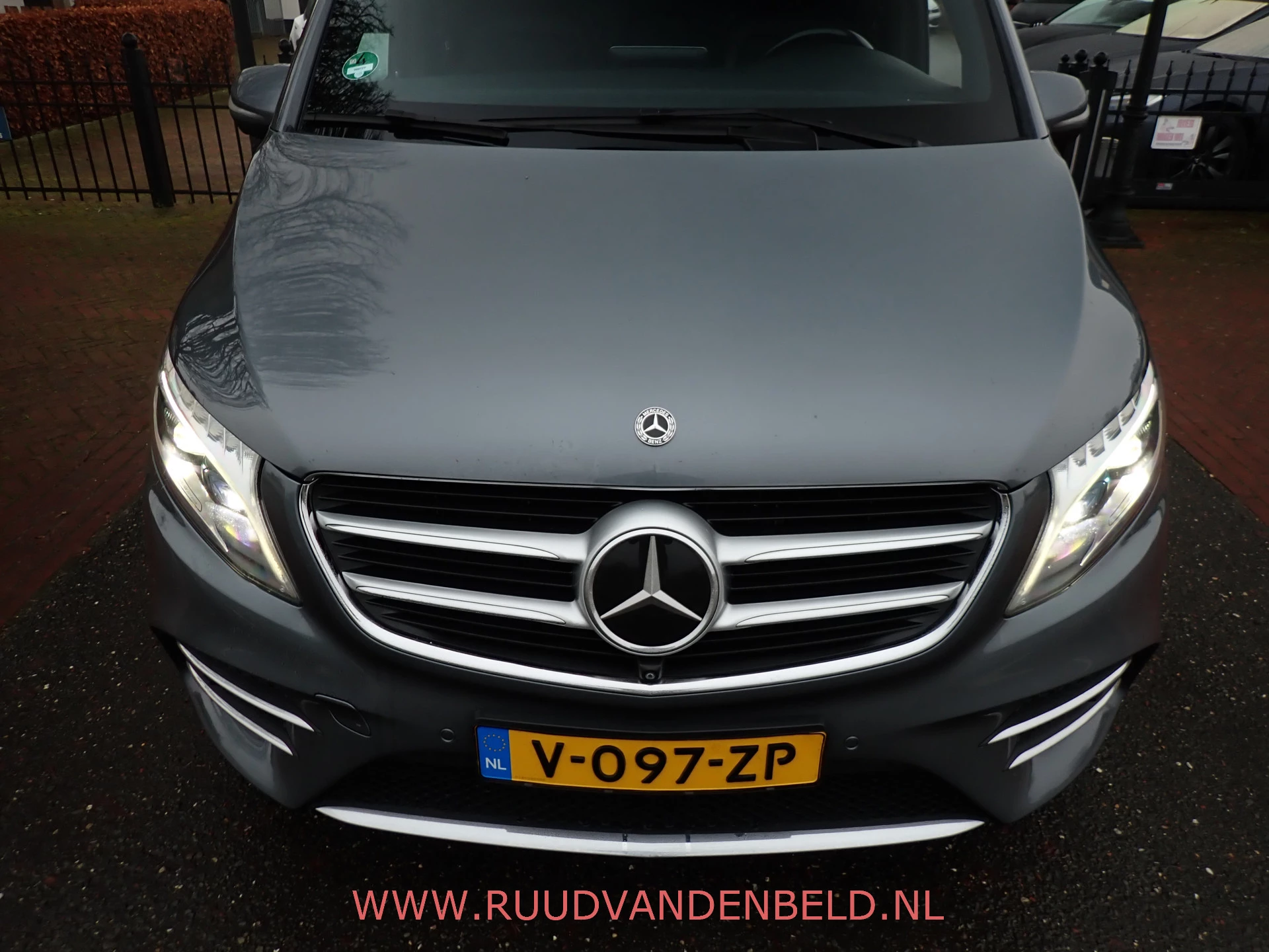 Hoofdafbeelding Mercedes-Benz V-Klasse