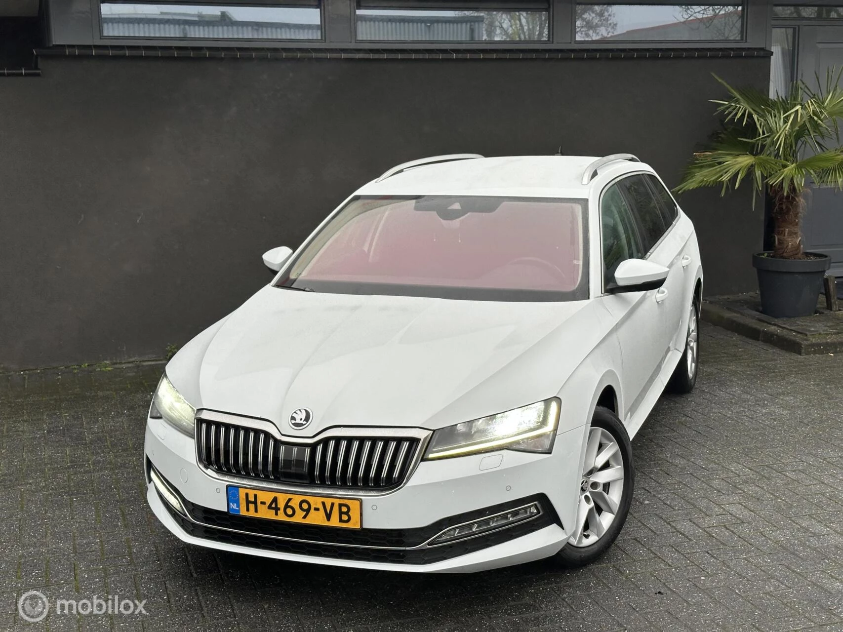 Hoofdafbeelding Škoda Superb