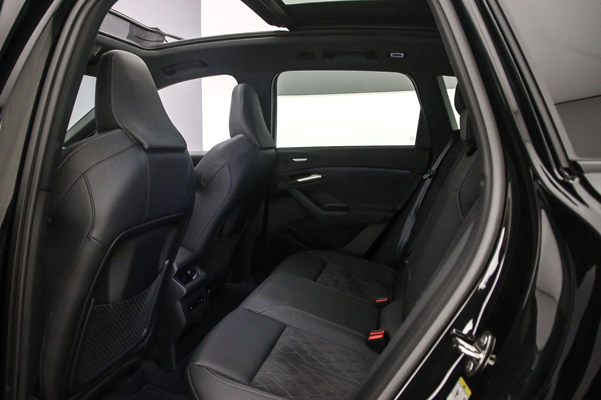 Hoofdafbeelding Audi Q6 e-tron