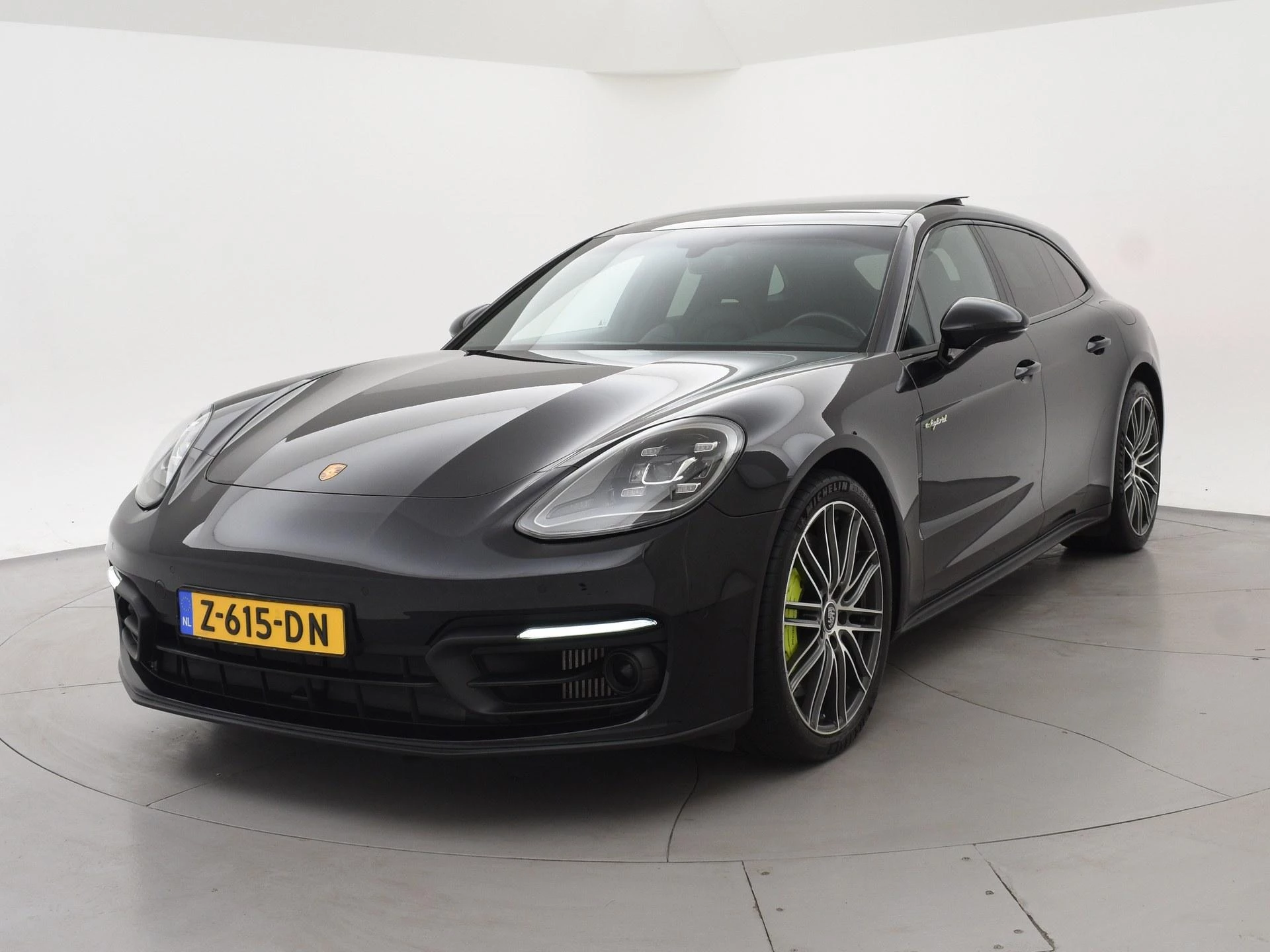 Hoofdafbeelding Porsche Panamera
