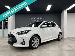 Hoofdafbeelding Toyota Yaris Toyota Yaris 1.5 Hybrid | Lane | Carplay | Cam | Cruise |PDC