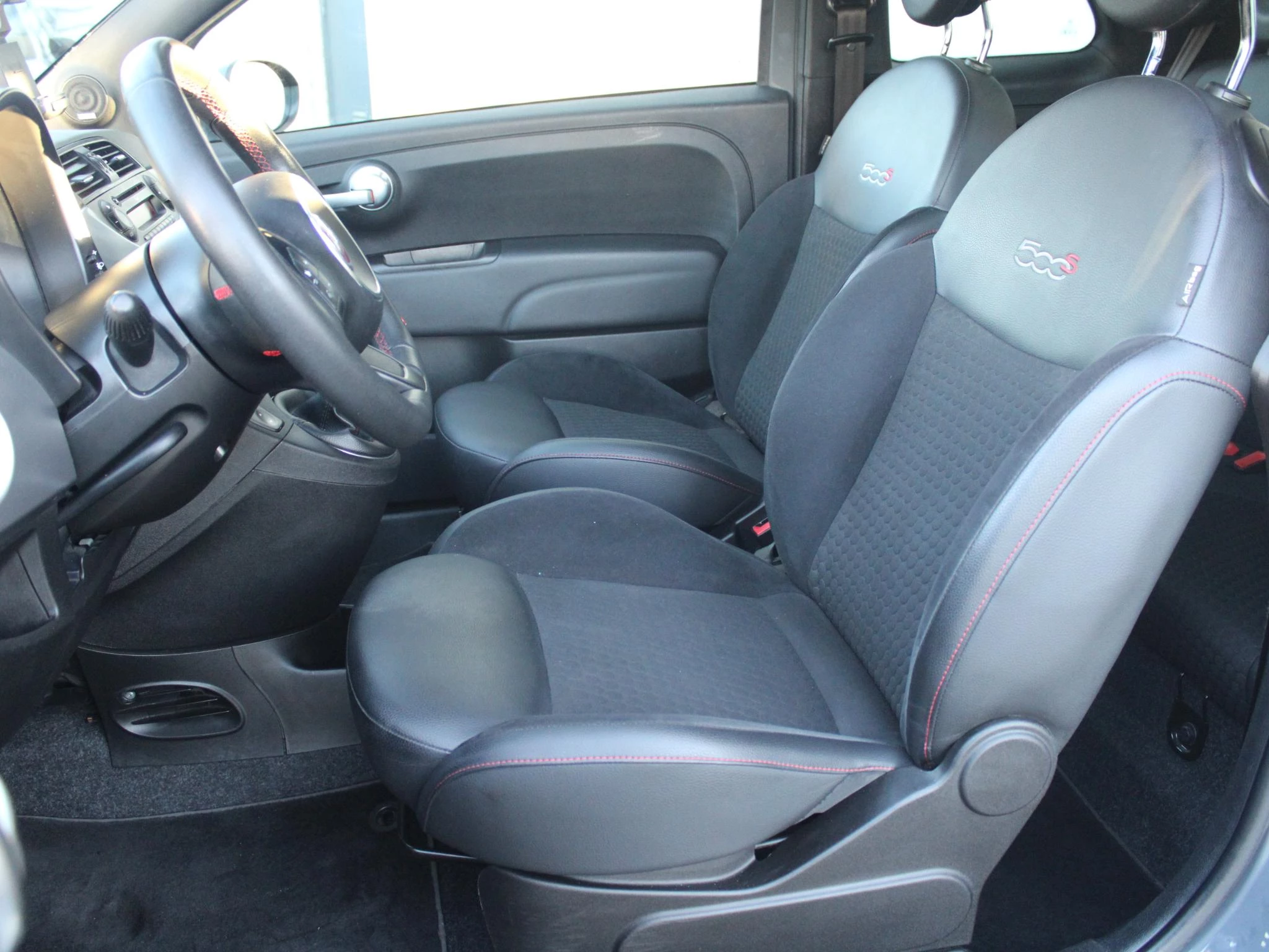 Hoofdafbeelding Fiat 500C