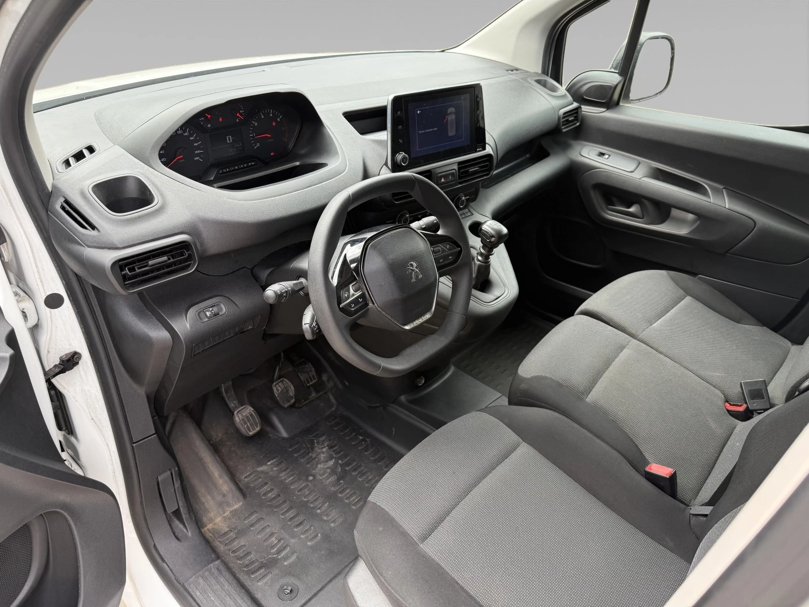 Hoofdafbeelding Peugeot Partner