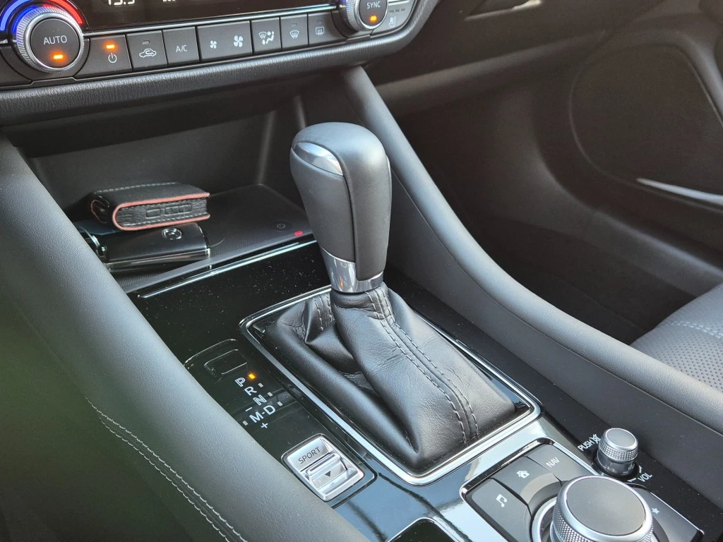 Hoofdafbeelding Mazda 6