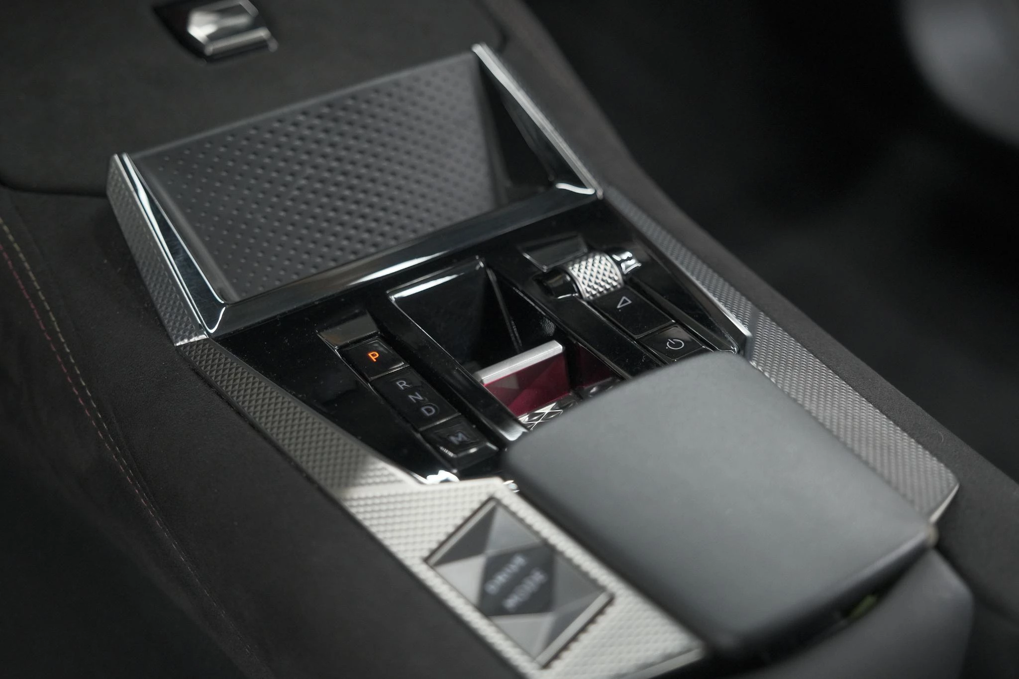 Hoofdafbeelding DS DS 4