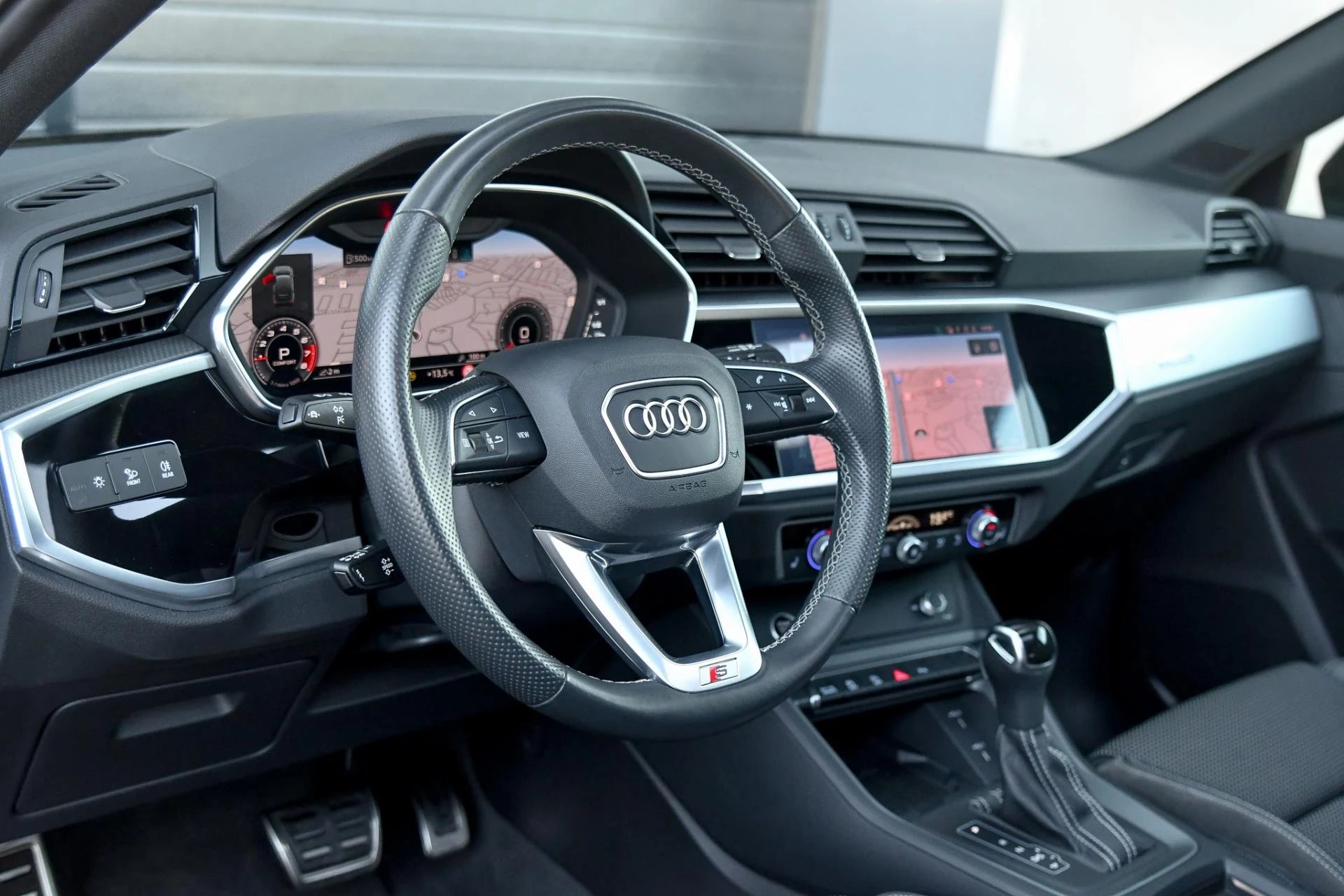 Hoofdafbeelding Audi Q3