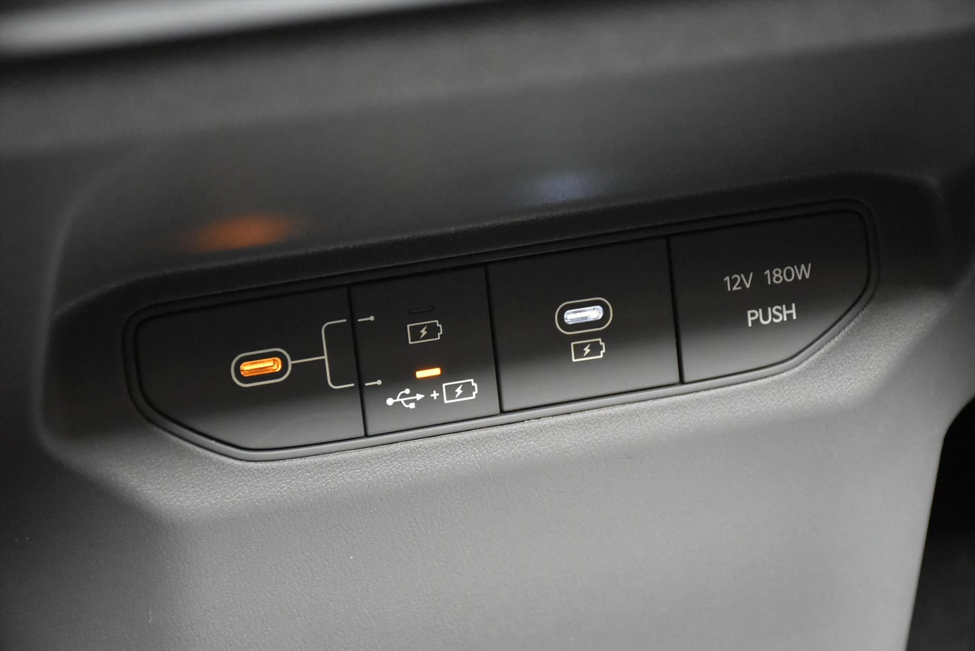Hoofdafbeelding Kia EV3