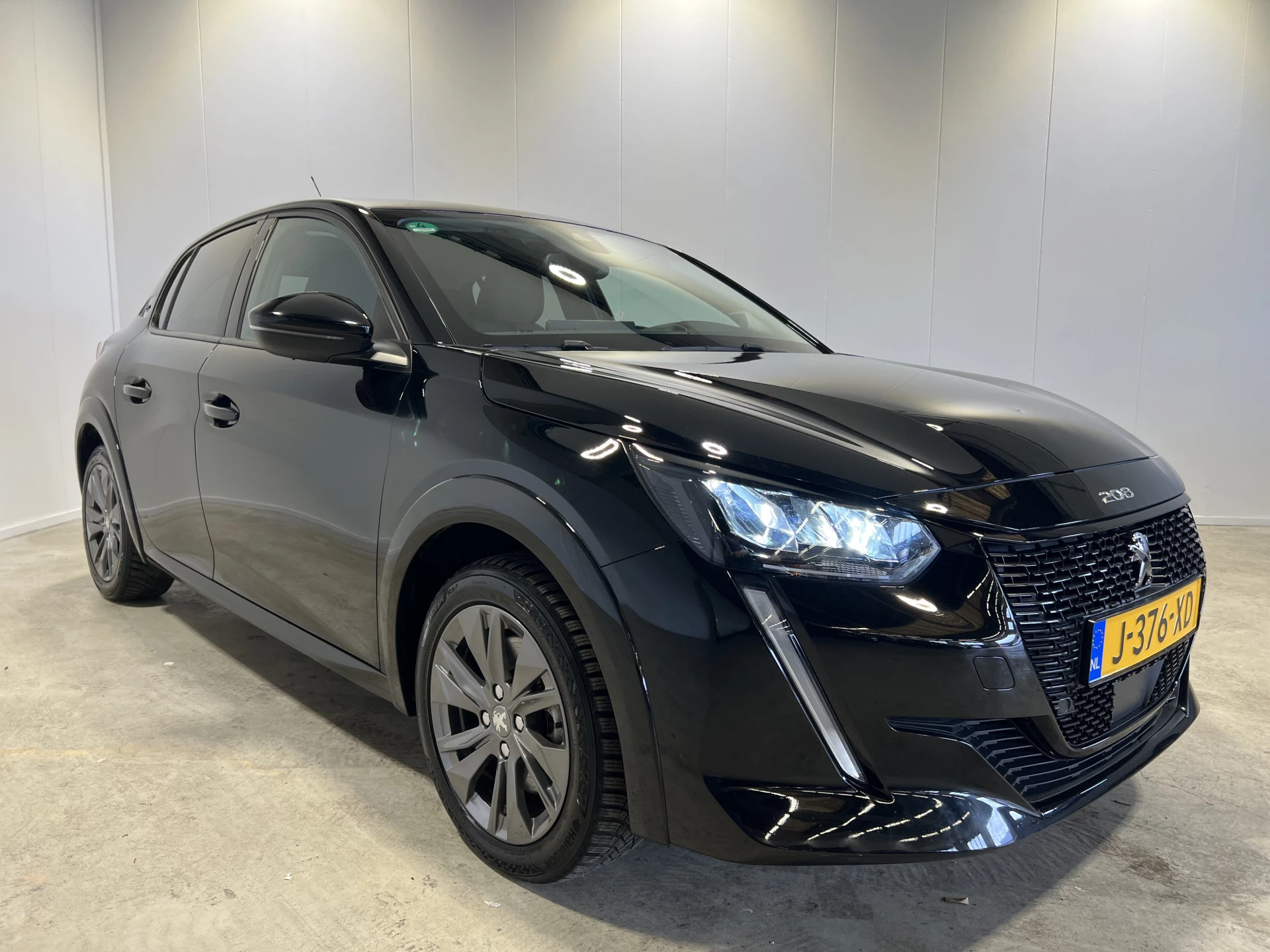 Hoofdafbeelding Peugeot e-208