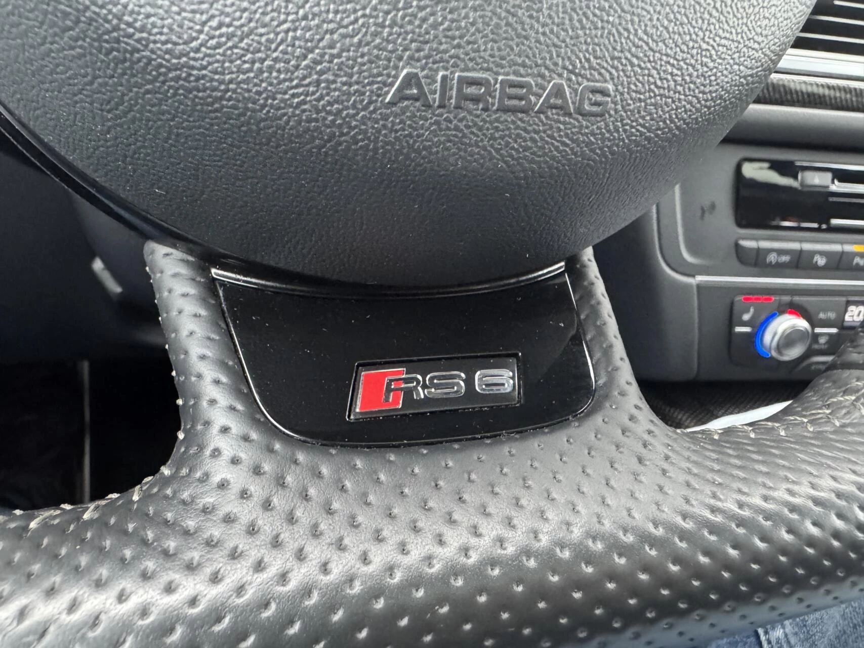 Hoofdafbeelding Audi RS6