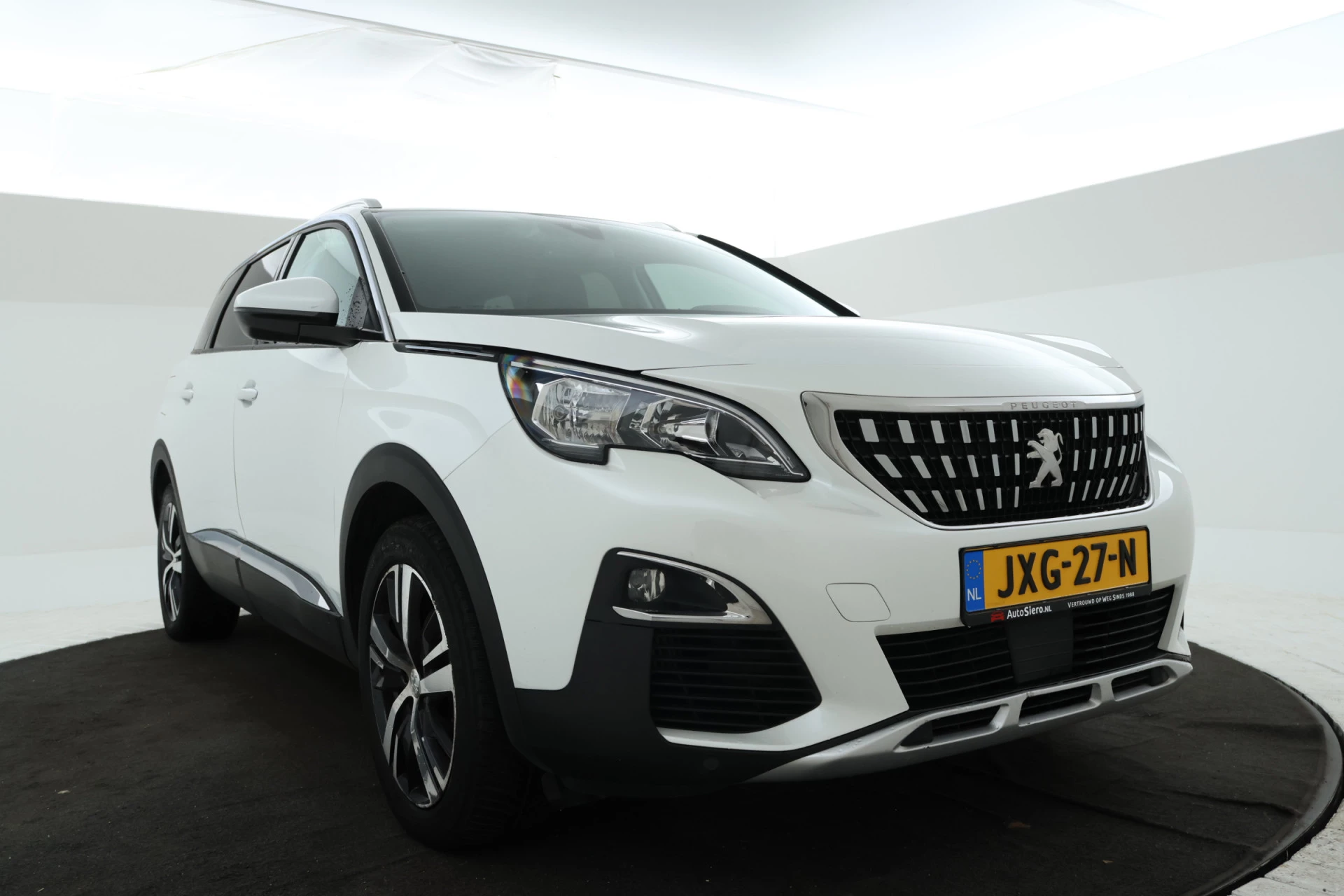 Hoofdafbeelding Peugeot 5008
