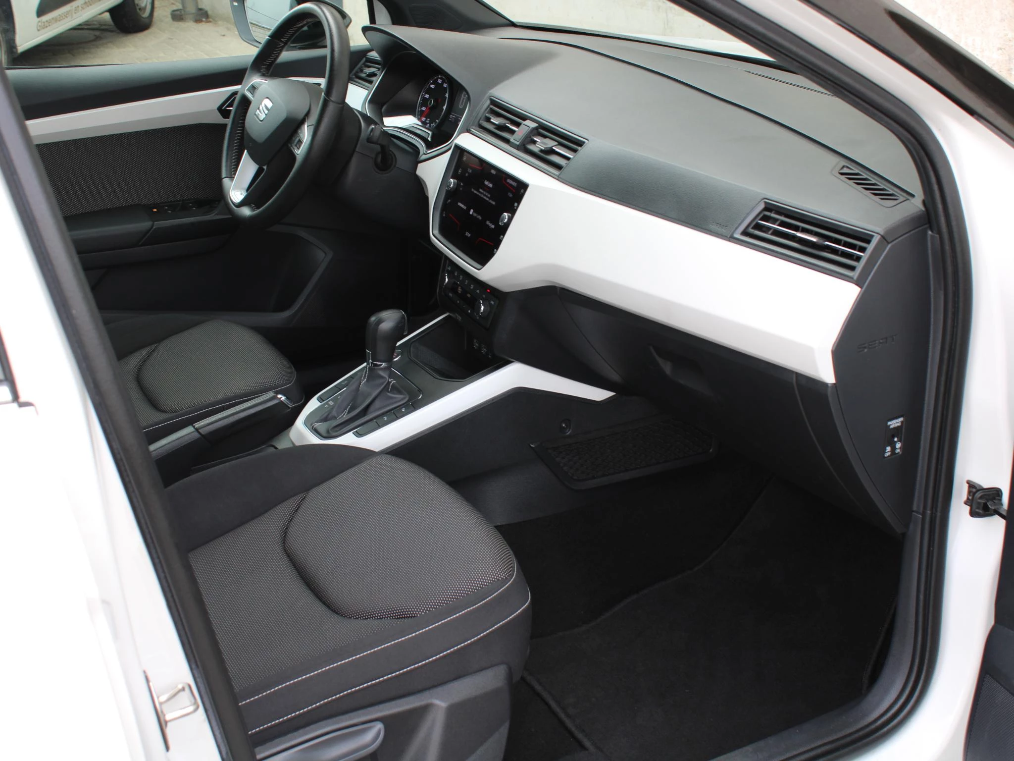 Hoofdafbeelding SEAT Arona