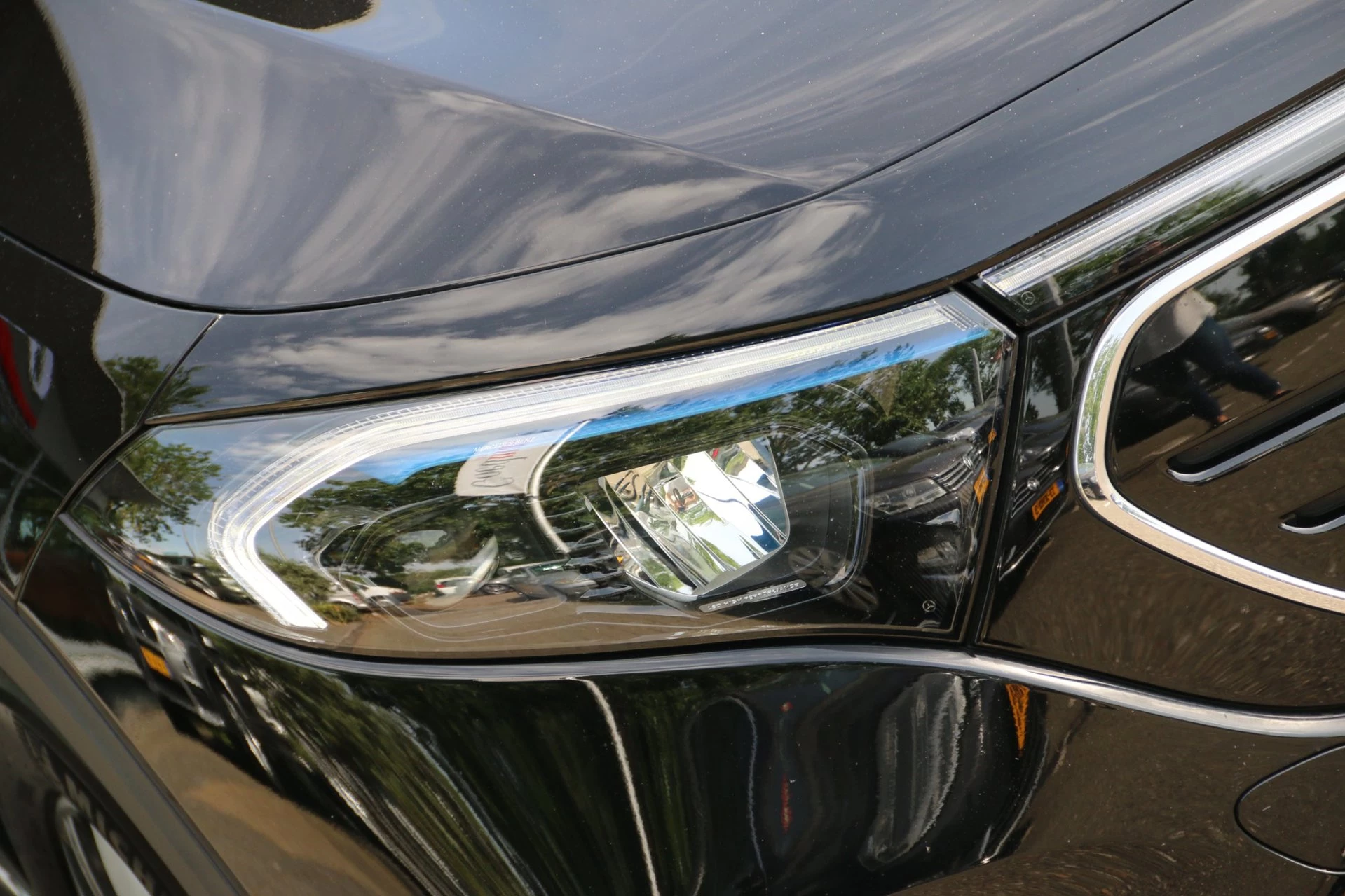 Hoofdafbeelding Mercedes-Benz EQB