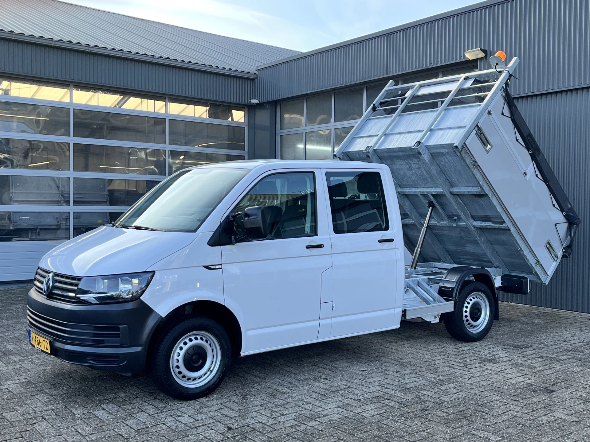 Hoofdafbeelding Volkswagen Transporter