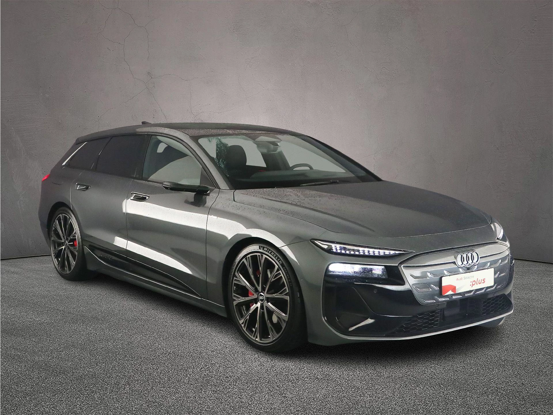 Hoofdafbeelding Audi A6 Avant e-tron
