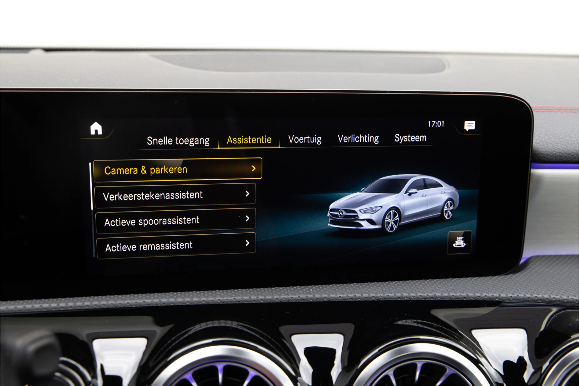 Hoofdafbeelding Mercedes-Benz CLA