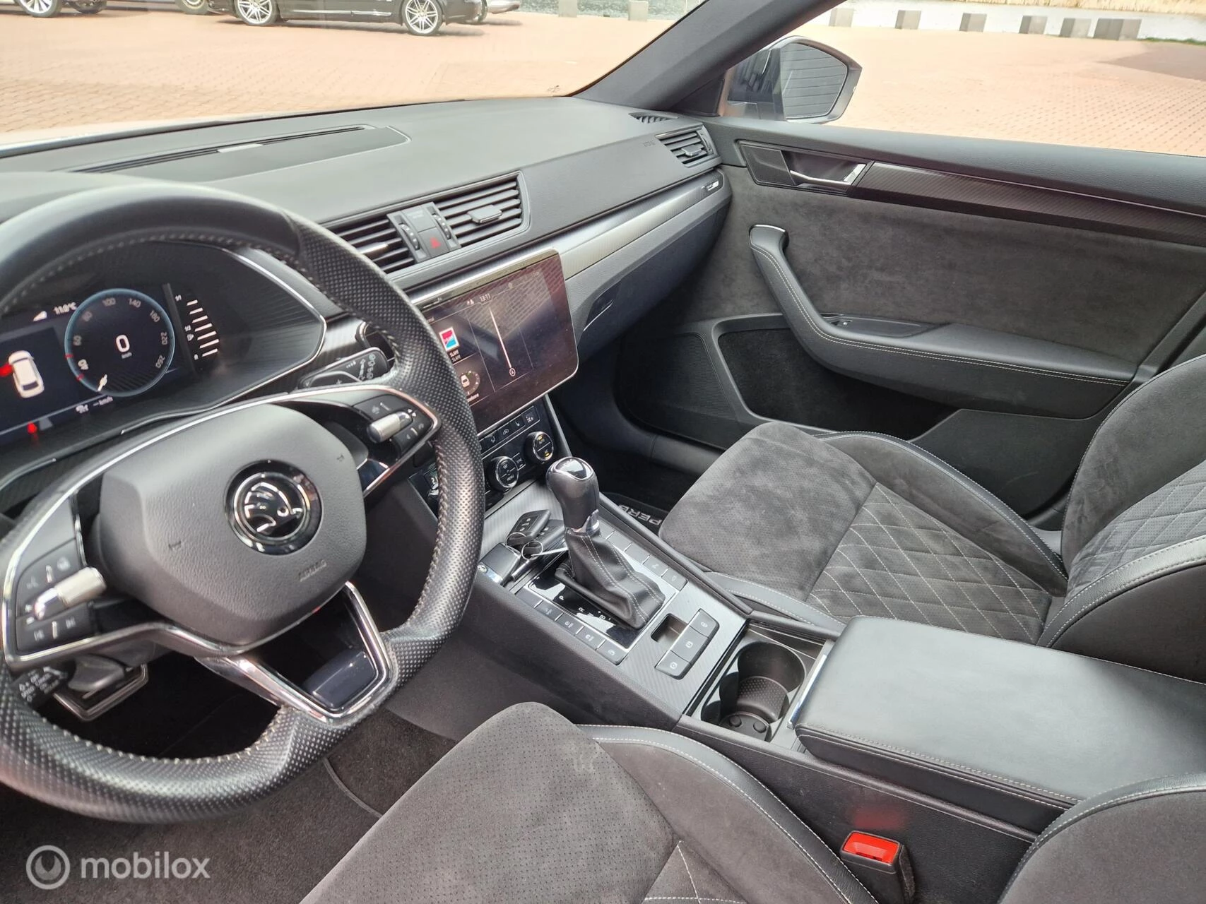Hoofdafbeelding Škoda Superb