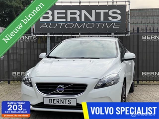 Hoofdafbeelding Volvo V40 Volvo V40 2.0 T2|Navigatie|Parkeersensoren|Digitaal Instrumentenpaneel