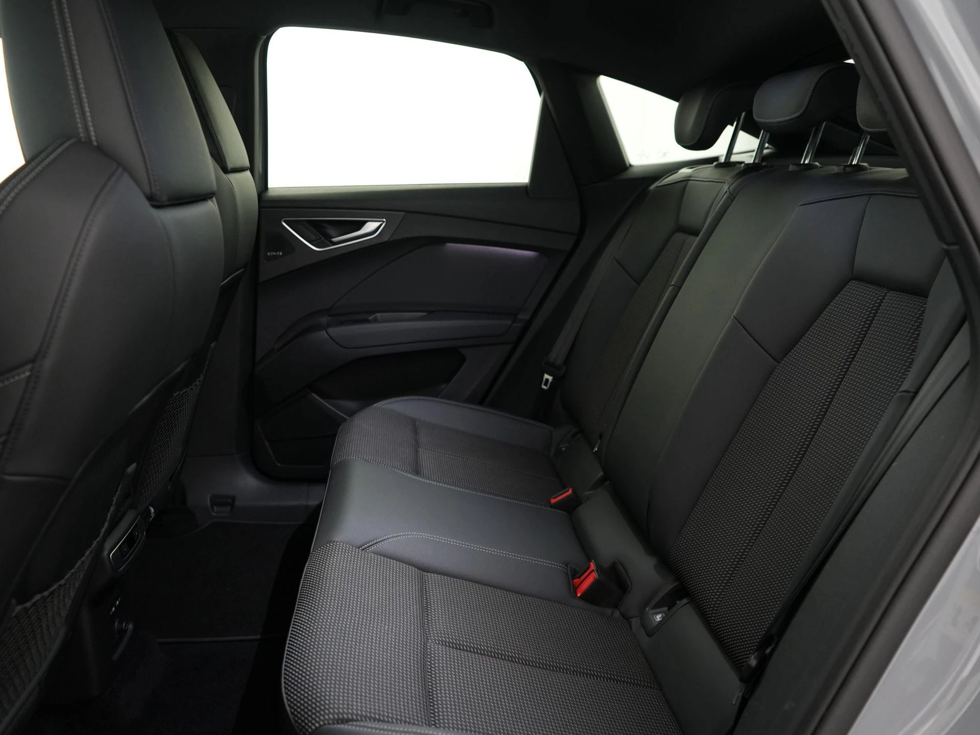 Hoofdafbeelding Audi Q4 Sportback e-tron